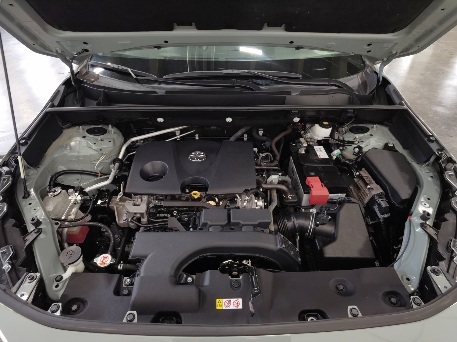 Used Toyota RAV4 2020 2.0 AT