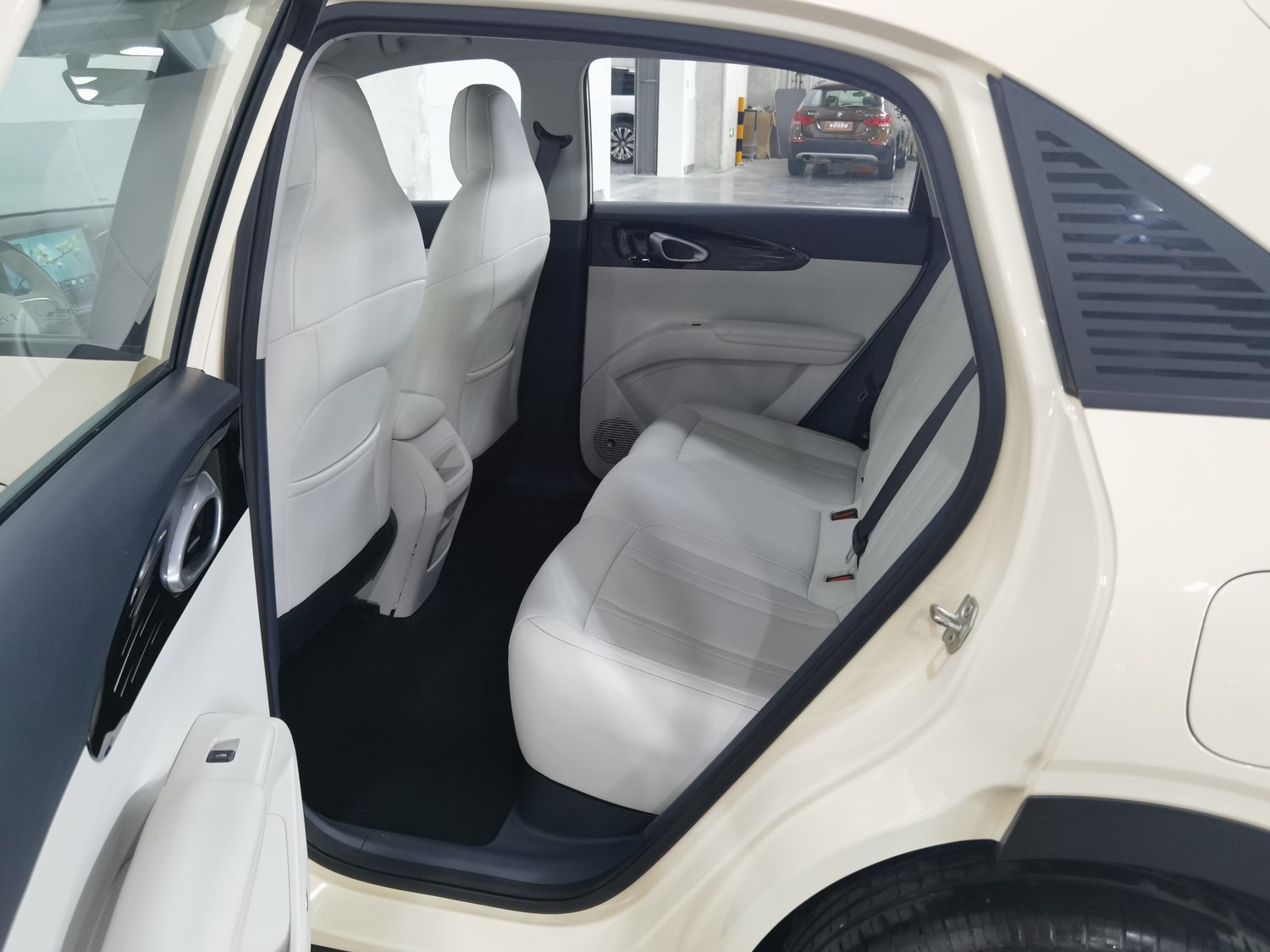 Used Geely Galaxy Wish 2025