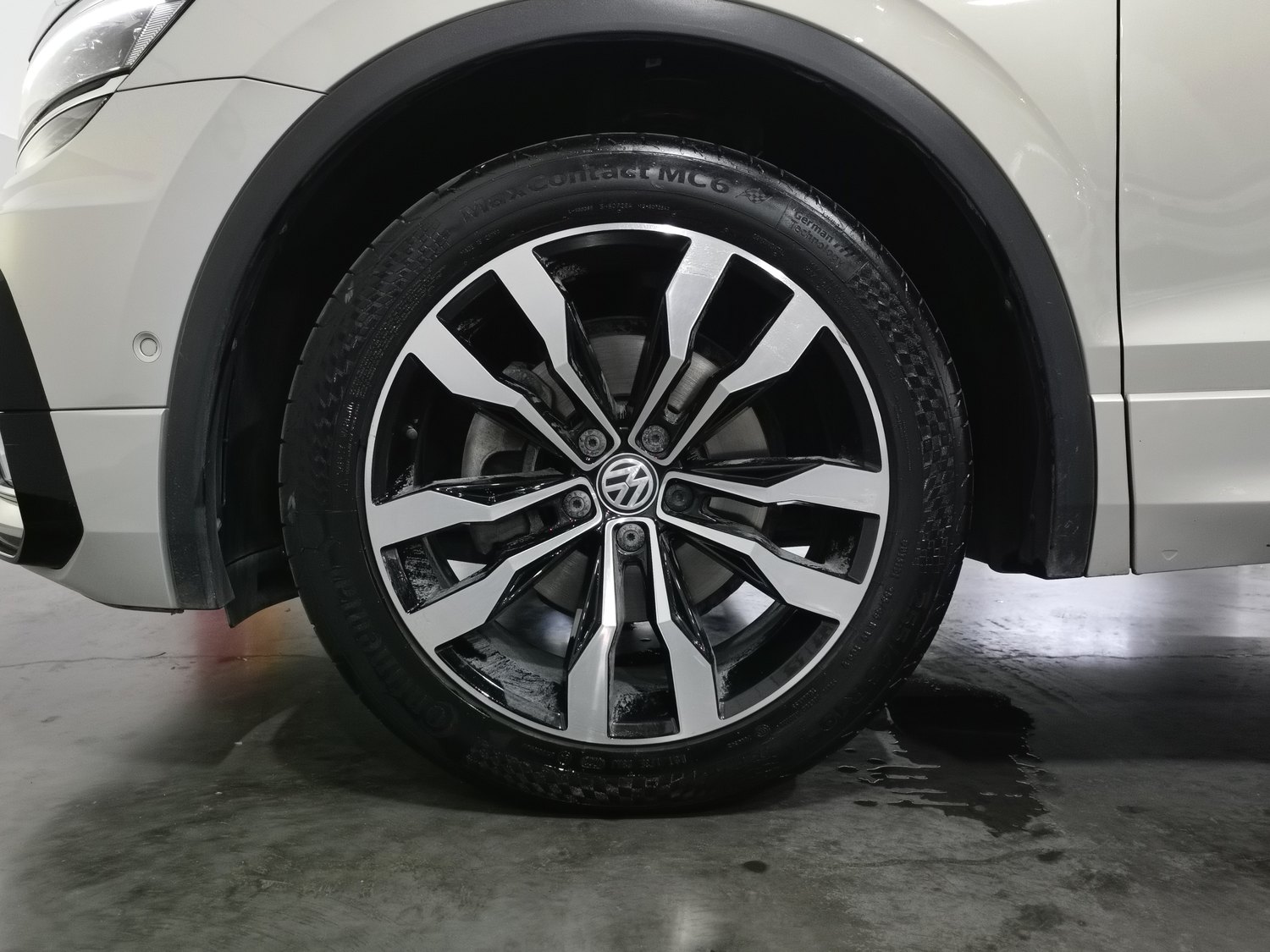 Used Volkswagen Tiguan L 2020 2.0 AT