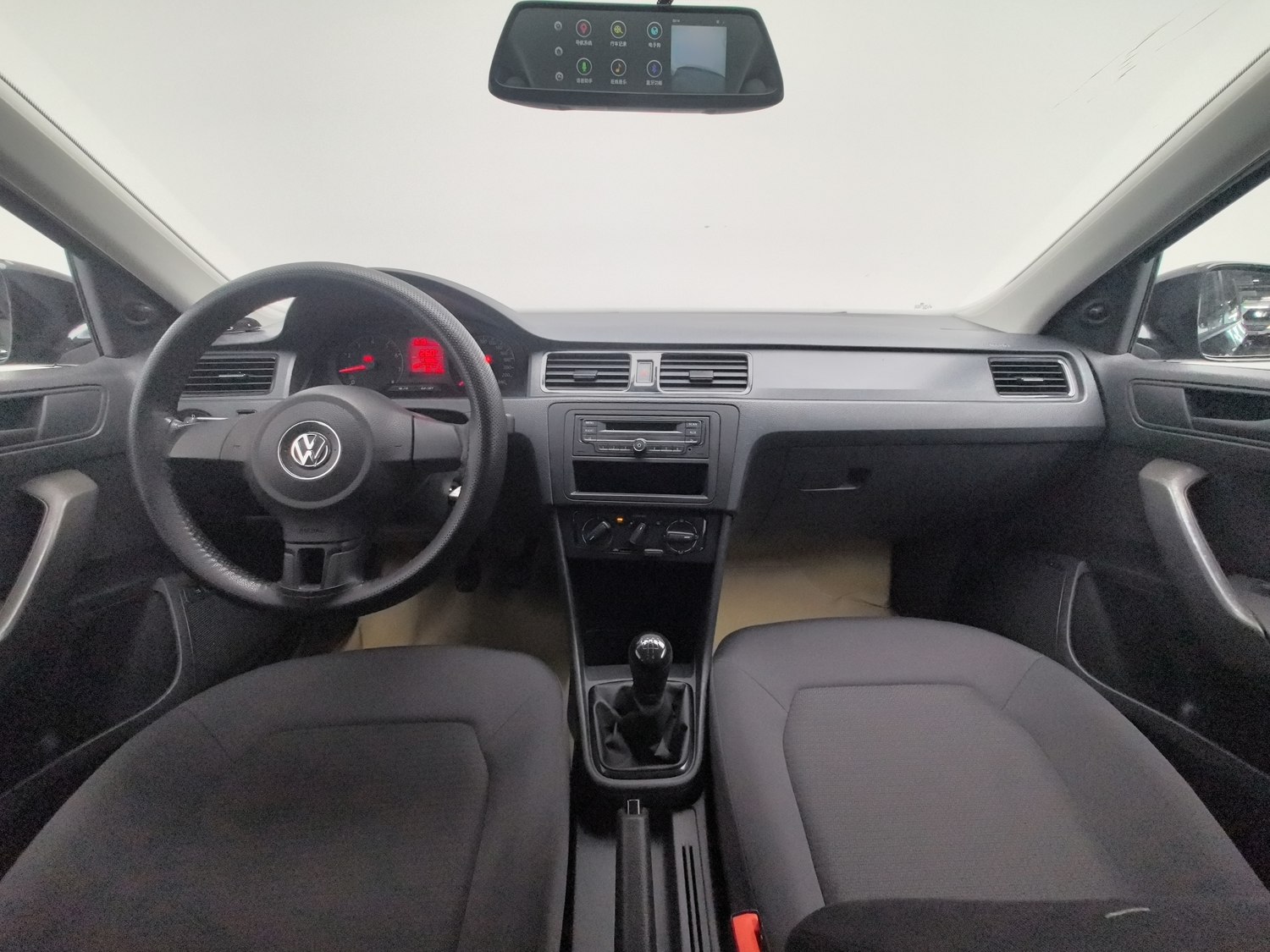Used Volkswagen Santana 2015 1.4 MT
