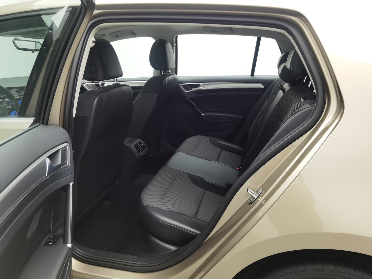 Used Volkswagen Golf 2018 1.4 AT