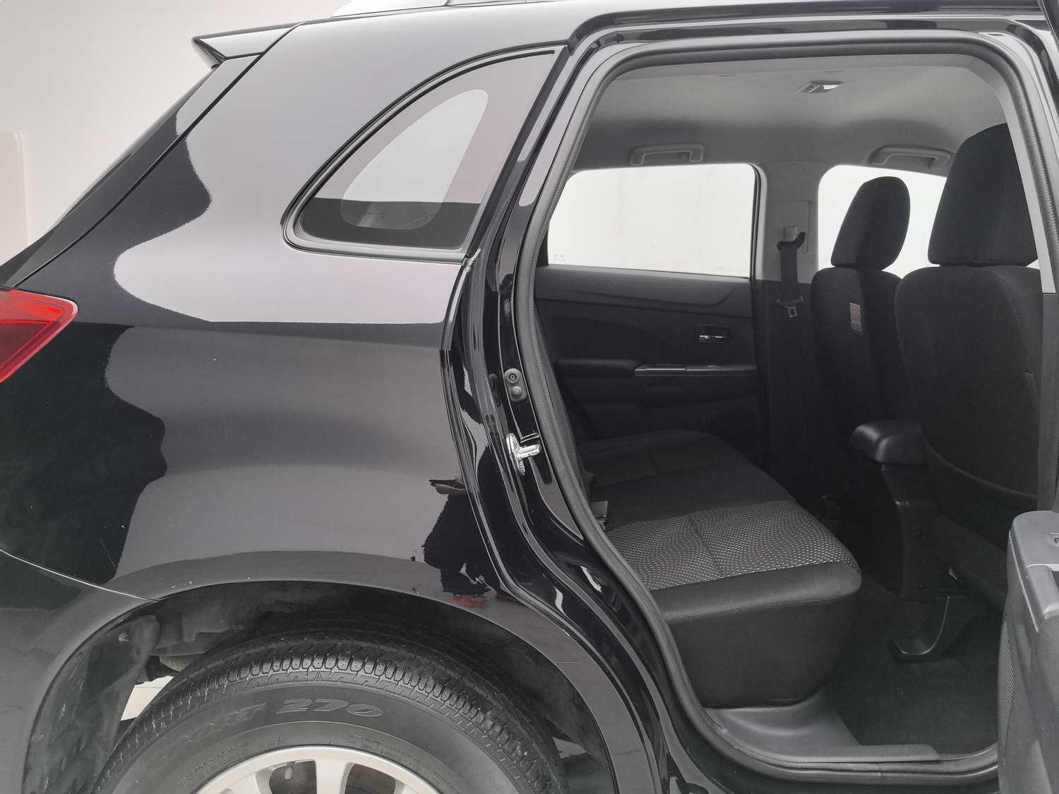Used Mitsubishi ASX 2013 1.6 MT