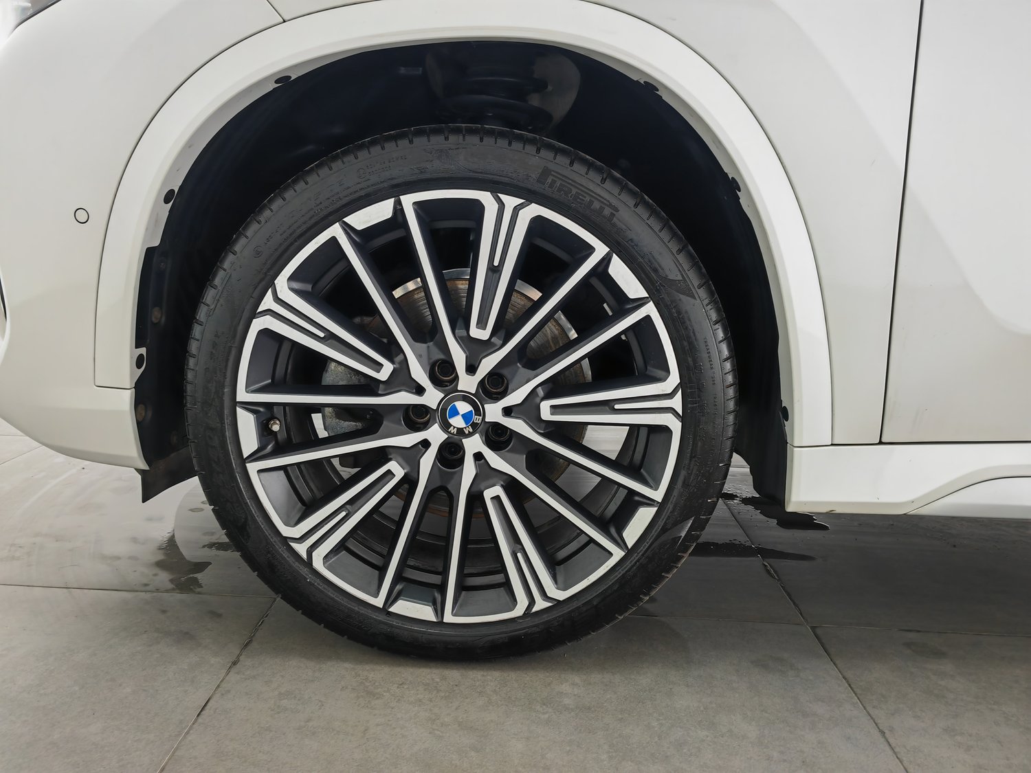 Used BMW X1 2023 2.0 AT