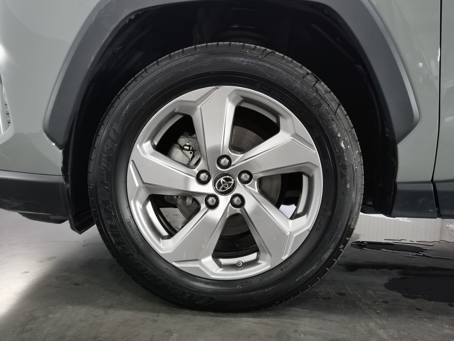 Used Toyota RAV4 2020 2.0 AT