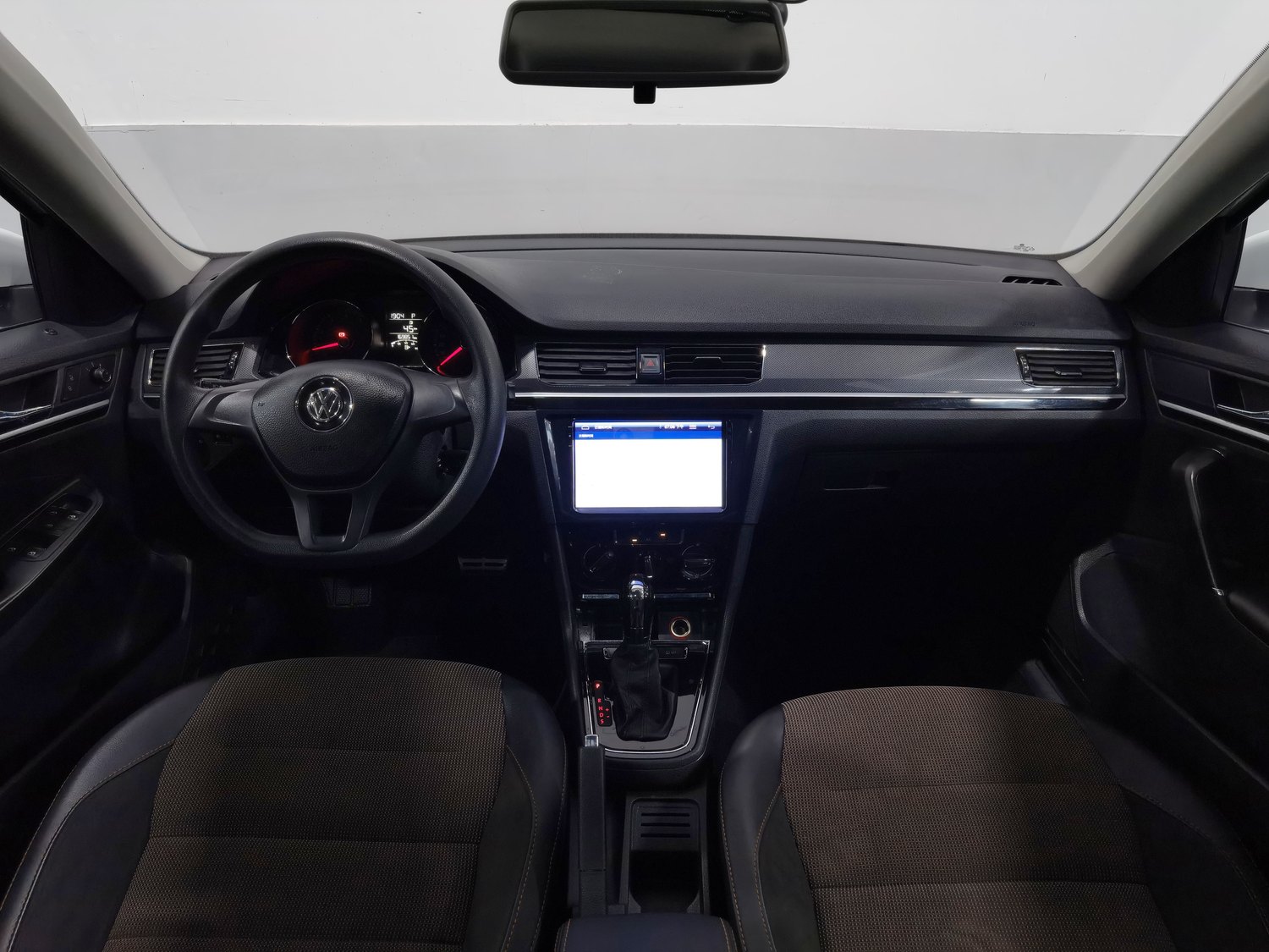 Used Volkswagen C-TREK 2017 1.6 AT