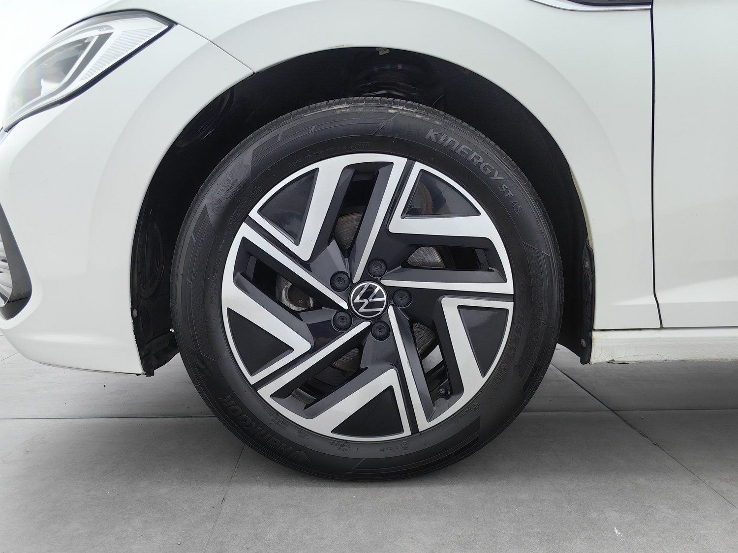 Used Volkswagen Sagitar 2023 1.2 AT