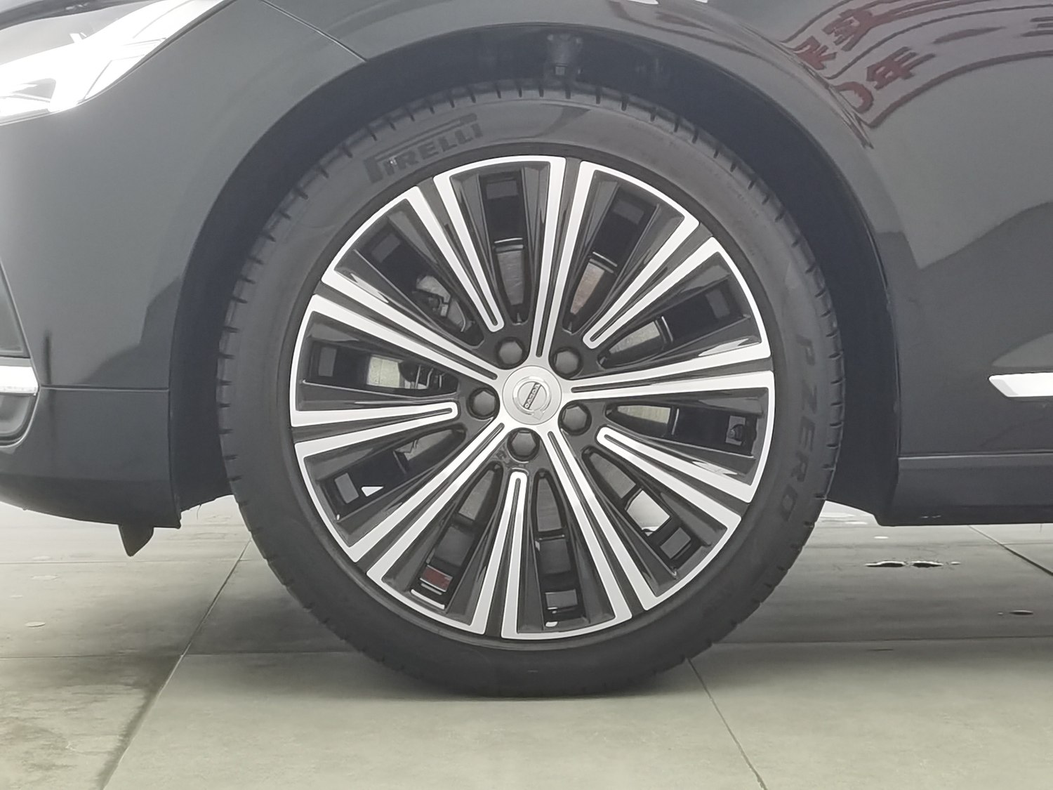 Used Volvo S90 2025 2.0 AT