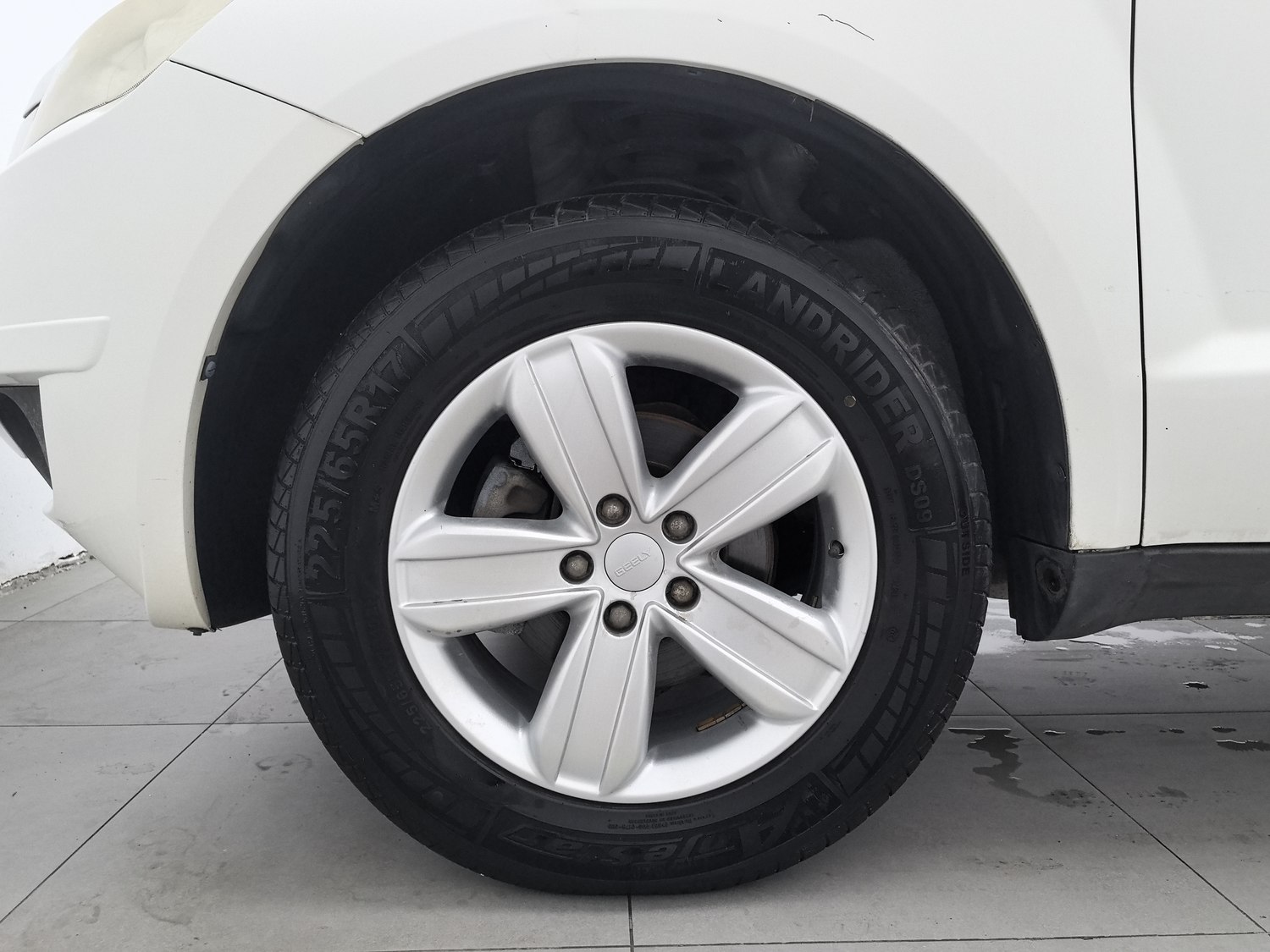 Used Geely GX7 2013 2.0 AT