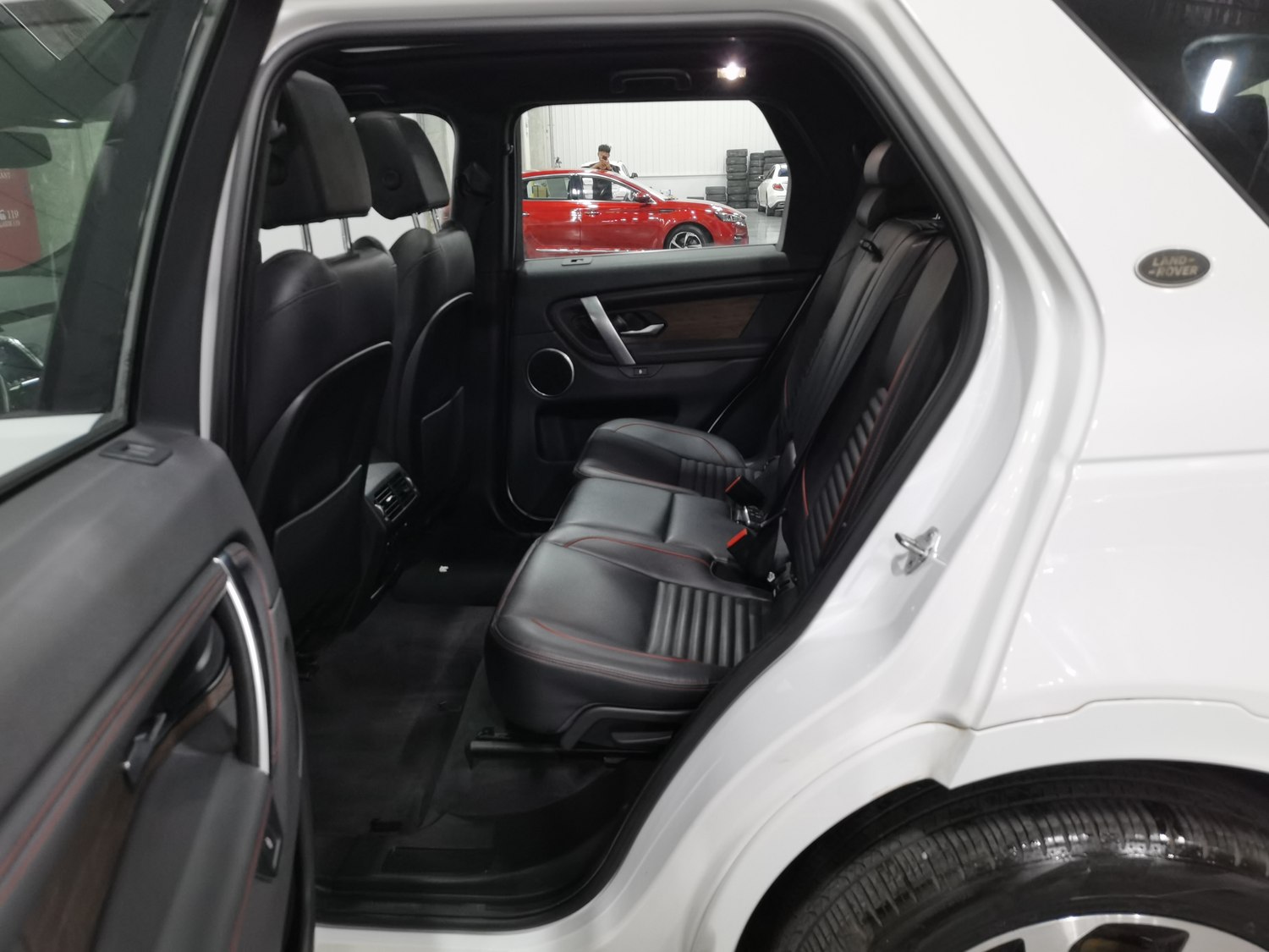 Used Land Rover Discovery 2020 2.0 AT