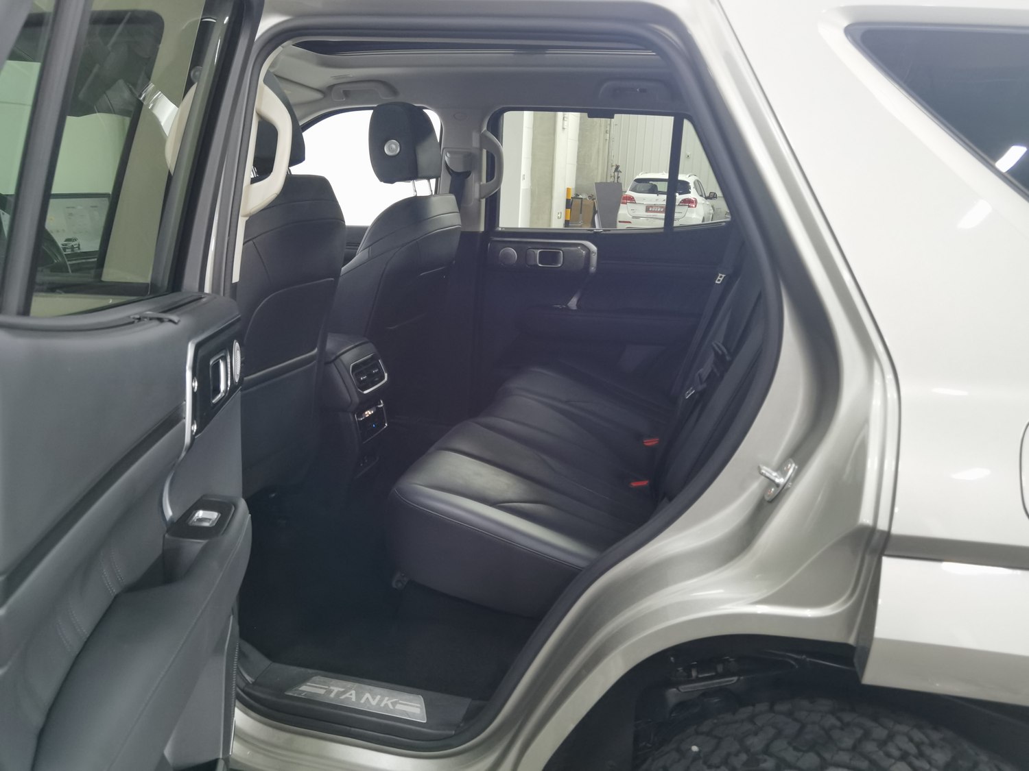 Used Tank 400 NEV 2024 2.0 AT