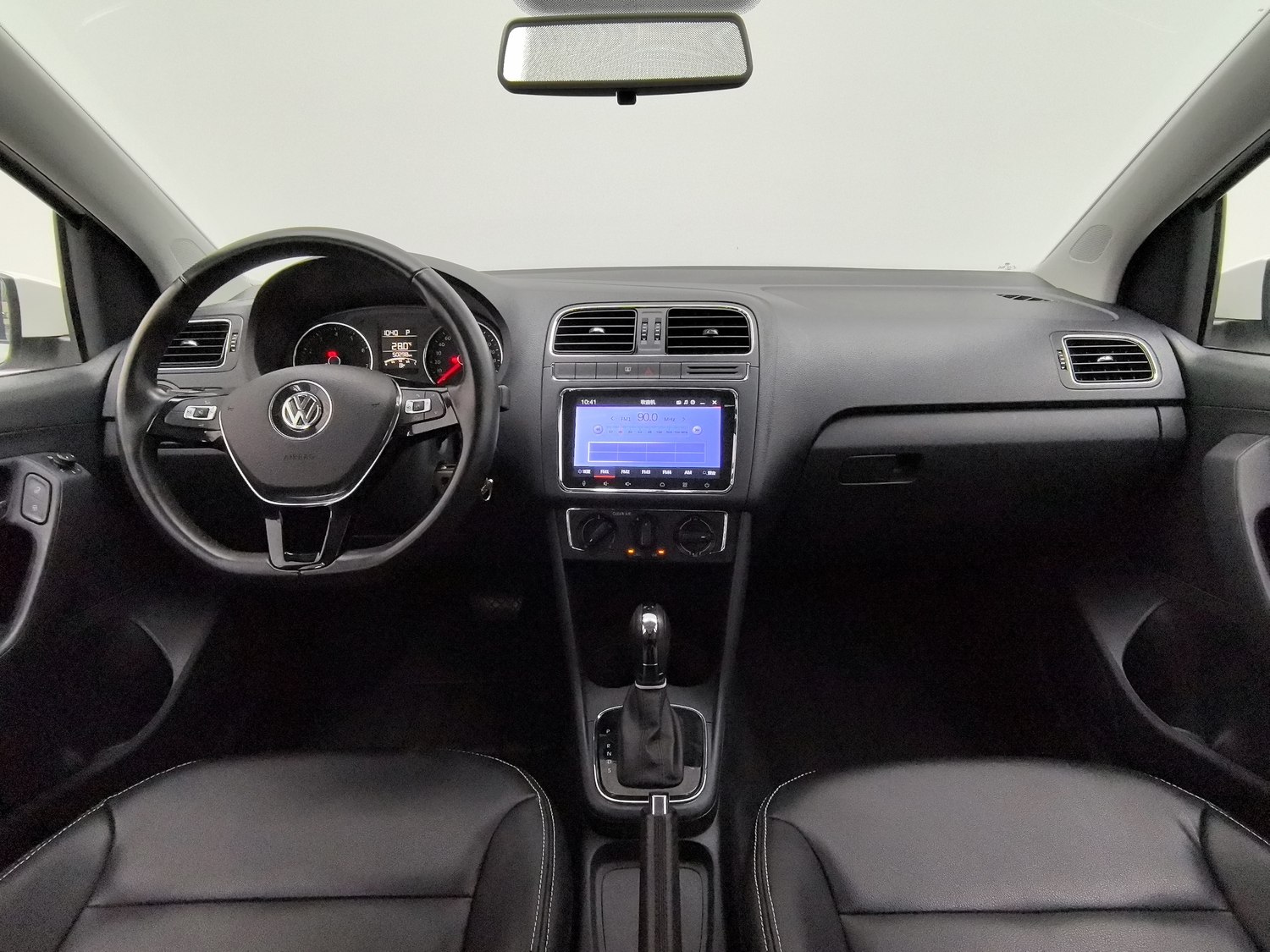 Used Volkswagen Polo 2016 1.6 AT