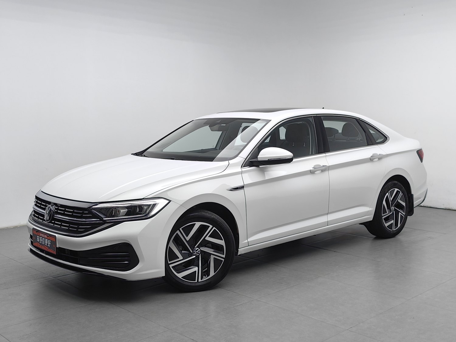 Used Volkswagen Sagitar 2023 1.2 AT