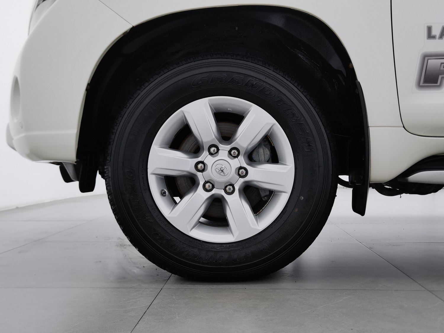 Used Toyota Prado 2016 3.5 AT