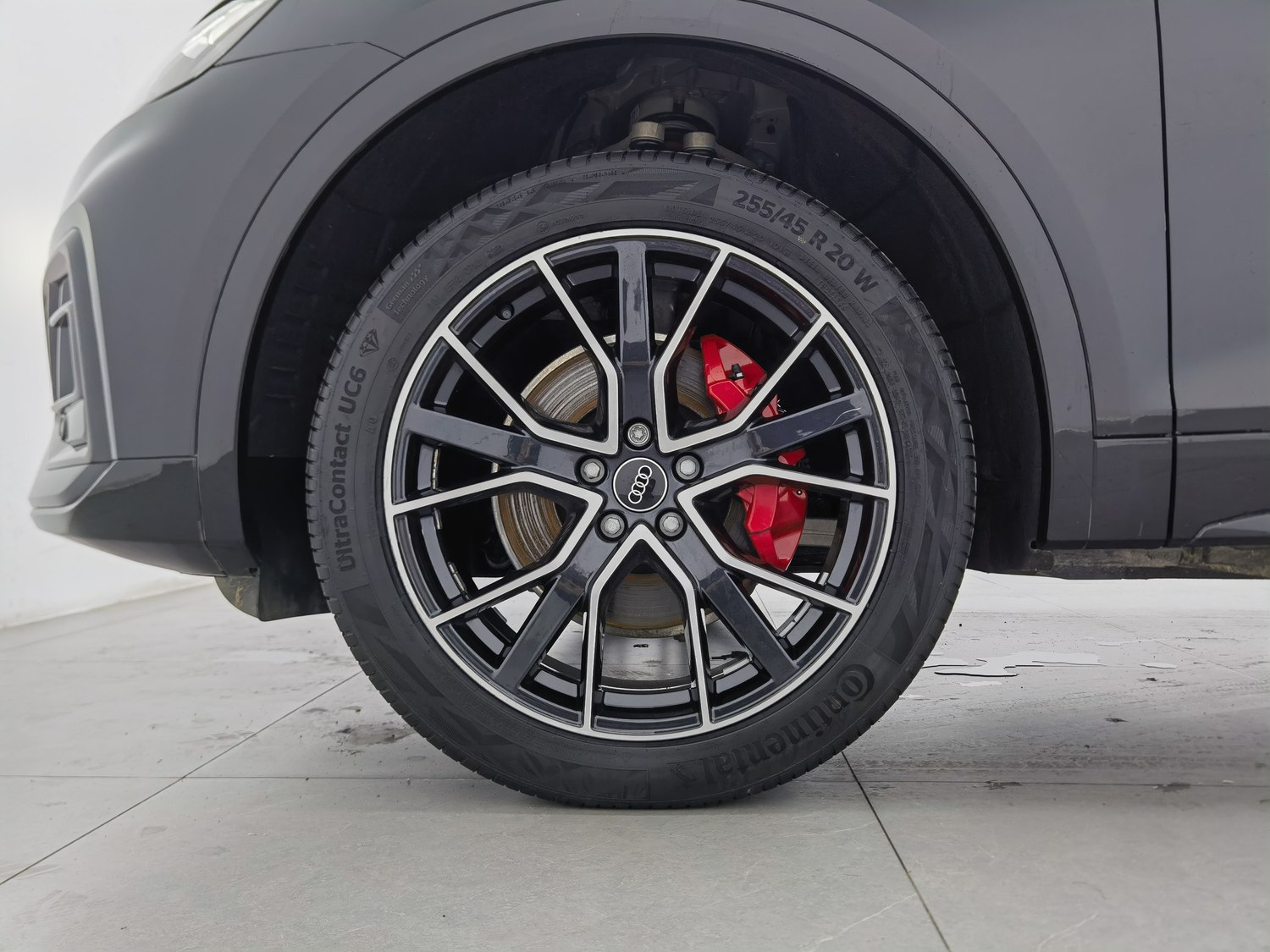 Used Audi Q5L 2024 2.0 AT