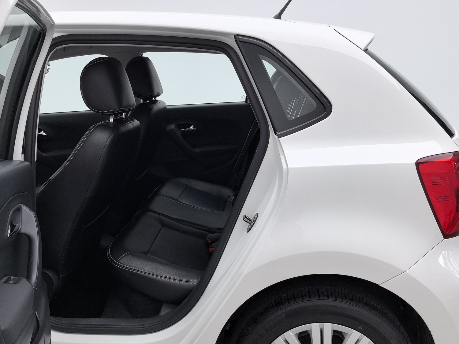 Used Volkswagen Polo 2016 1.6 AT