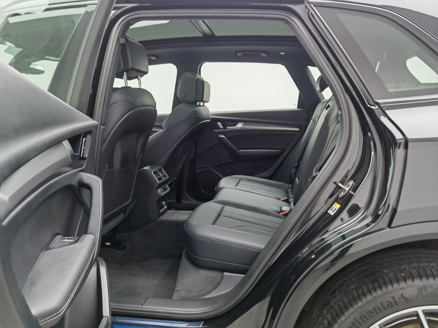 Used Audi Q5L 2024 2.0 AT