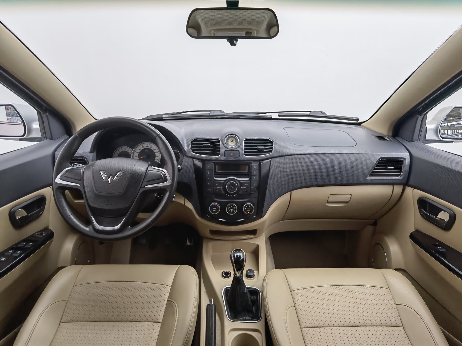 Used Wuling Hongguang 2013 1.2 MT
