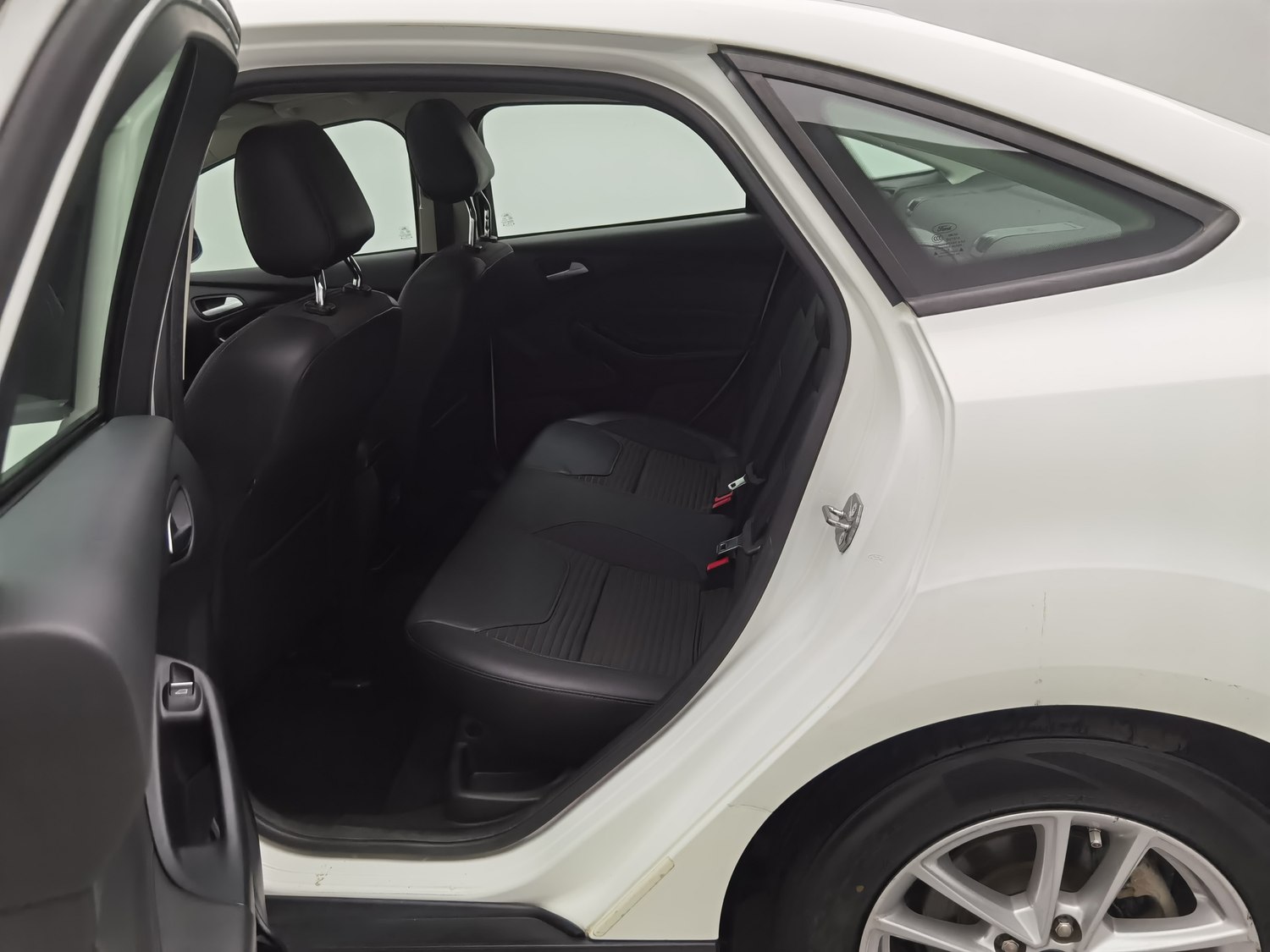 Used Ford Focus 2015 1.6 AT
