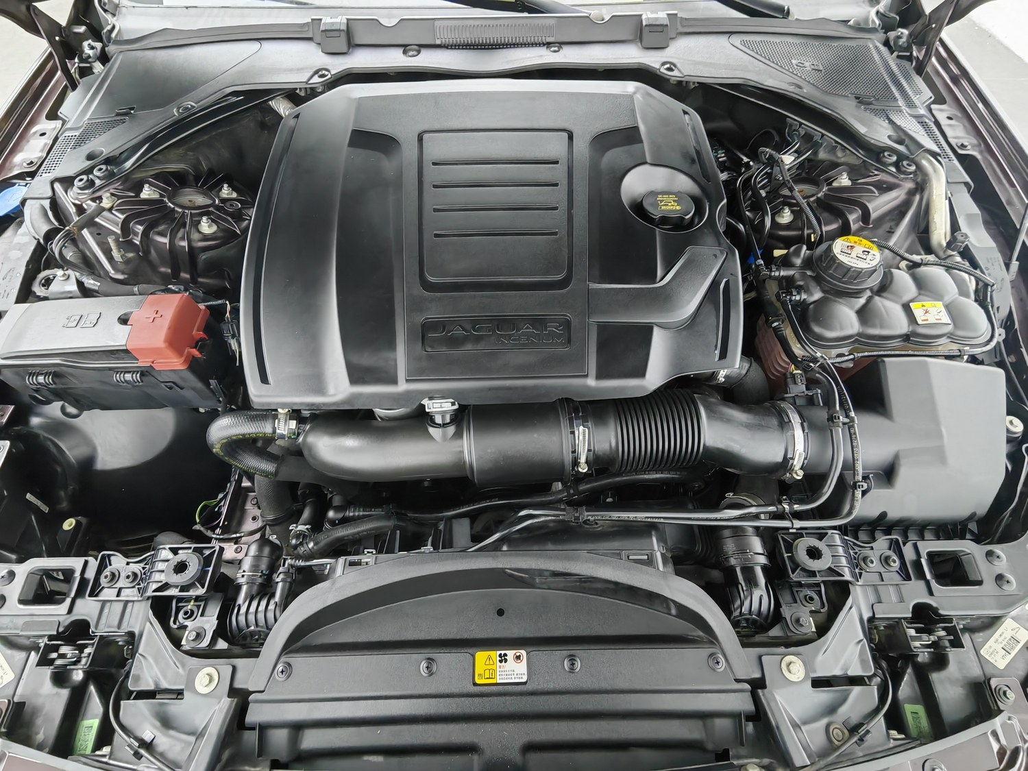 Used Jaguar XFL 2018 2.0 AT