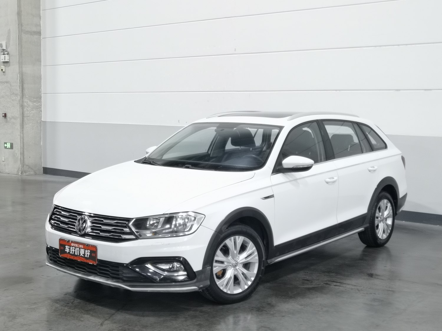 Used Volkswagen C-TREK 2017 1.6 AT