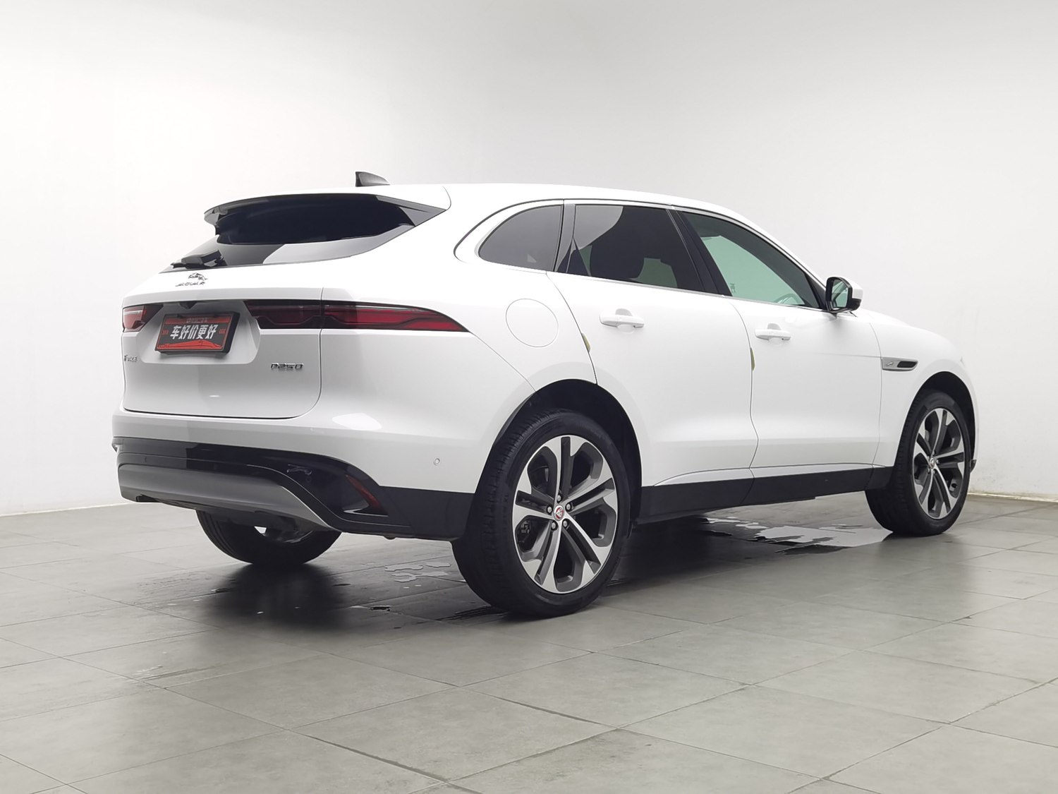 Used Jaguar F-PACE 2023 2.0 AT