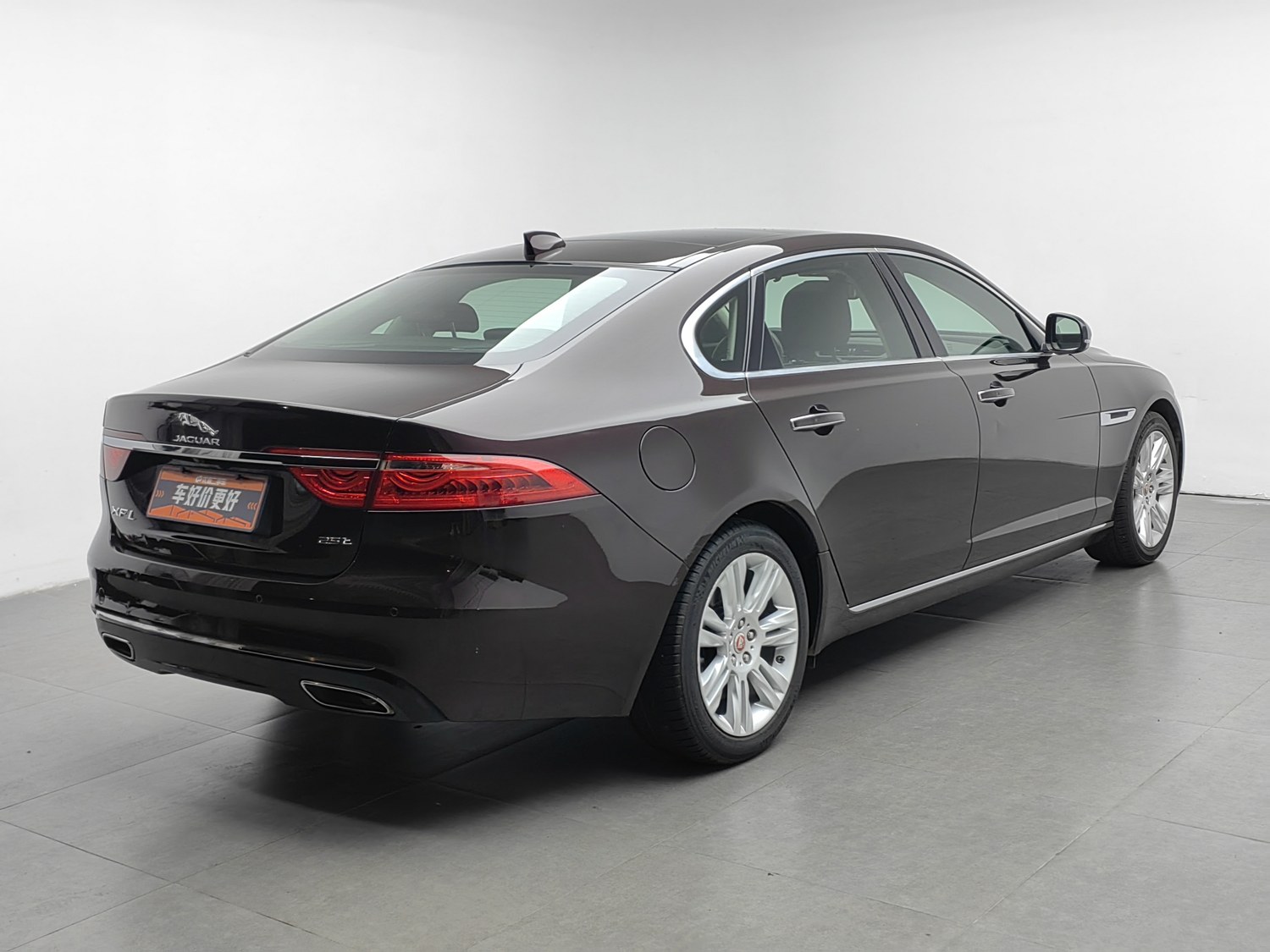 Used Jaguar XFL 2018 2.0 AT