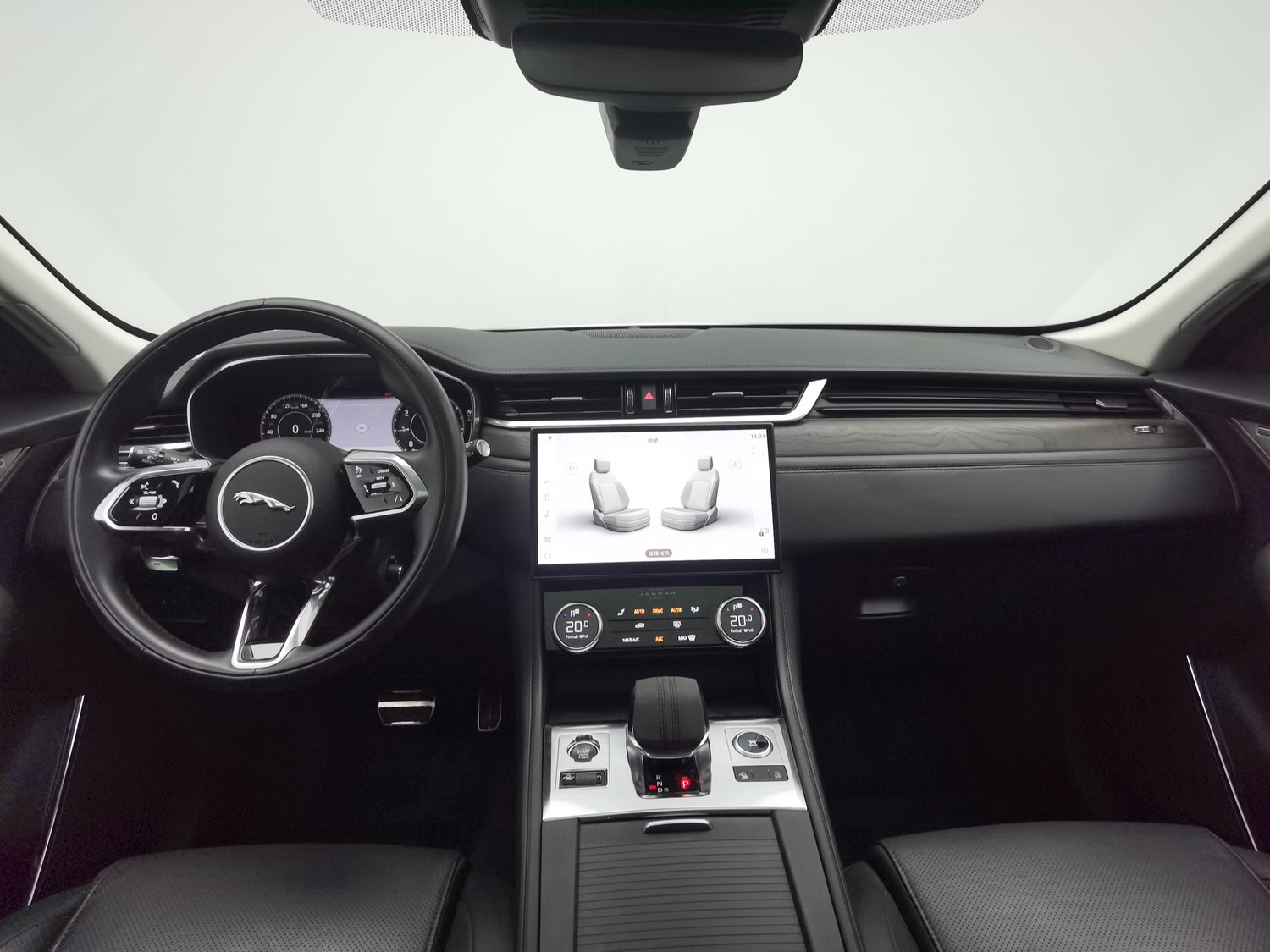 Used Jaguar F-PACE 2023 2.0 AT