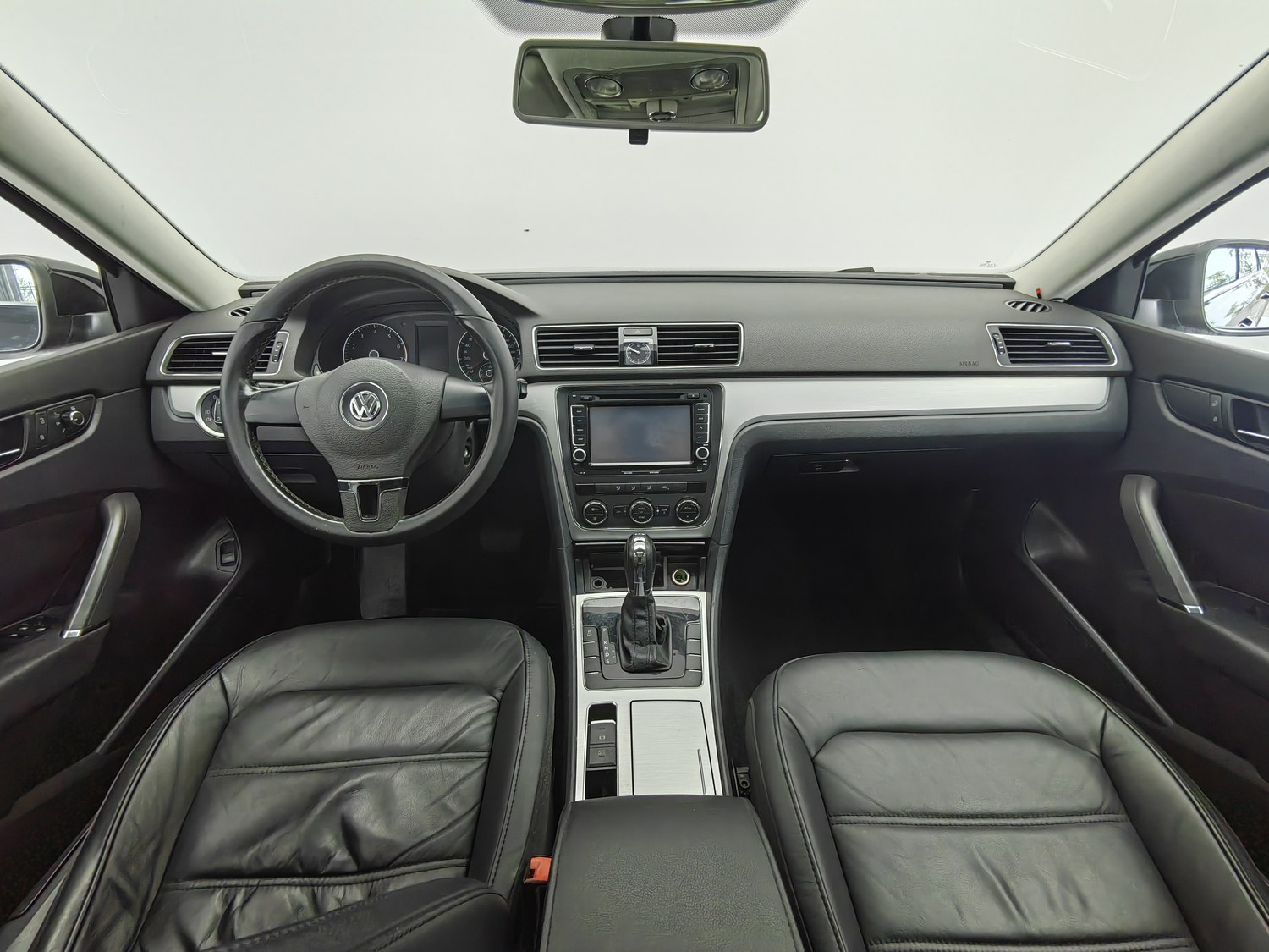 Used Volkswagen Passat 2011 1.8 AT