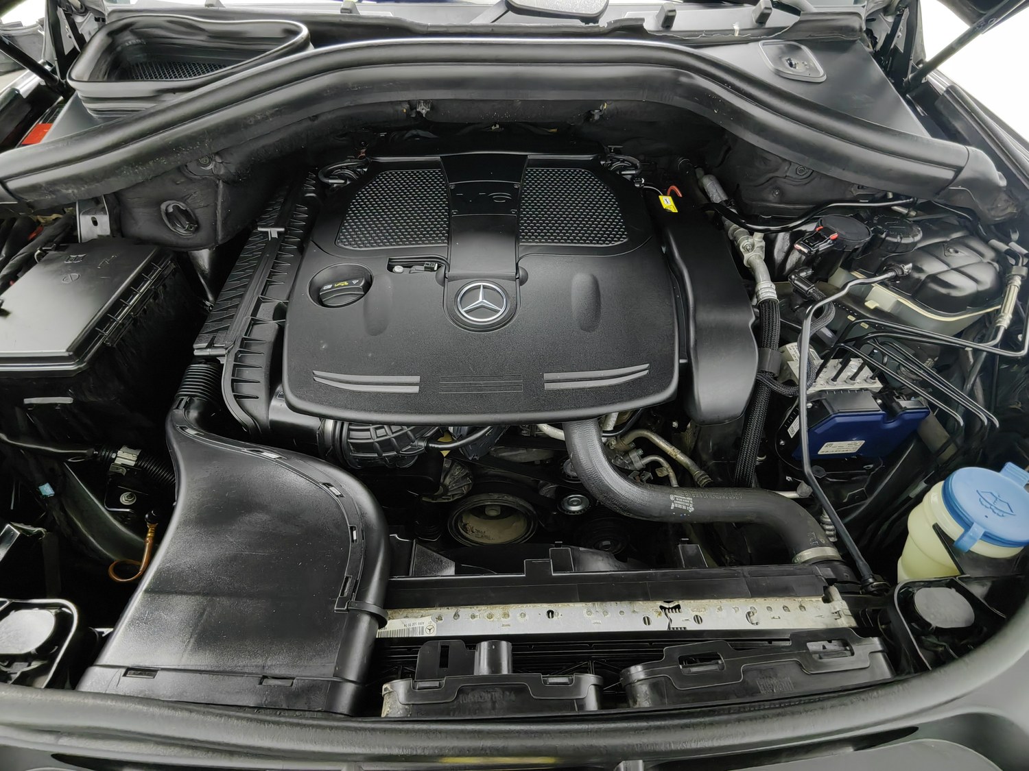 Used Mercedes-Benz M-Class 2012 3.5 AT