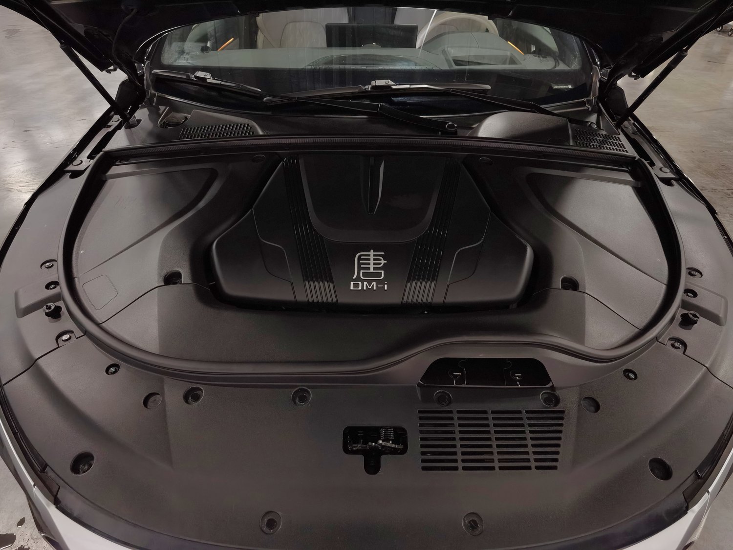 Used BYD Tang NEV 2024 1.5 AT