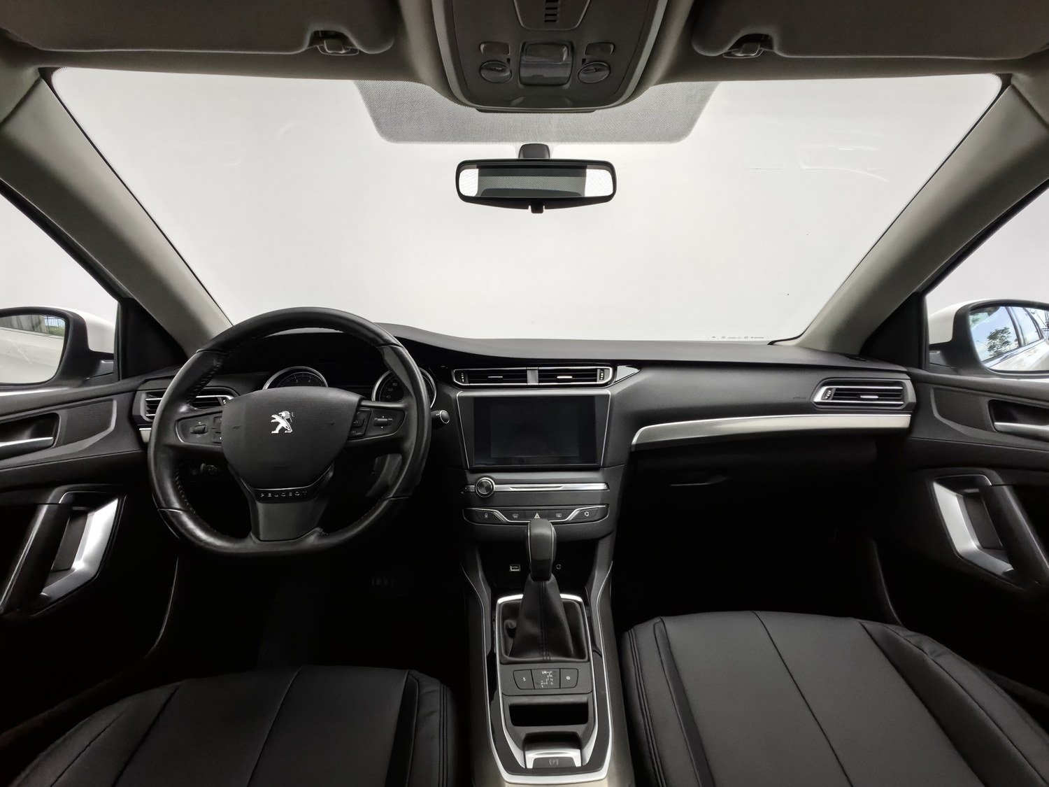 Used Peugeot 408 2018 1.6 AT