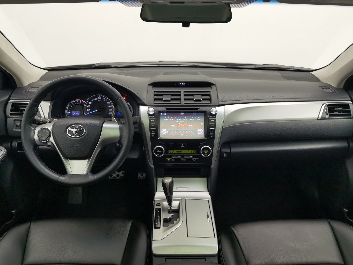 Used Toyota Camry 2012 2.0 AT