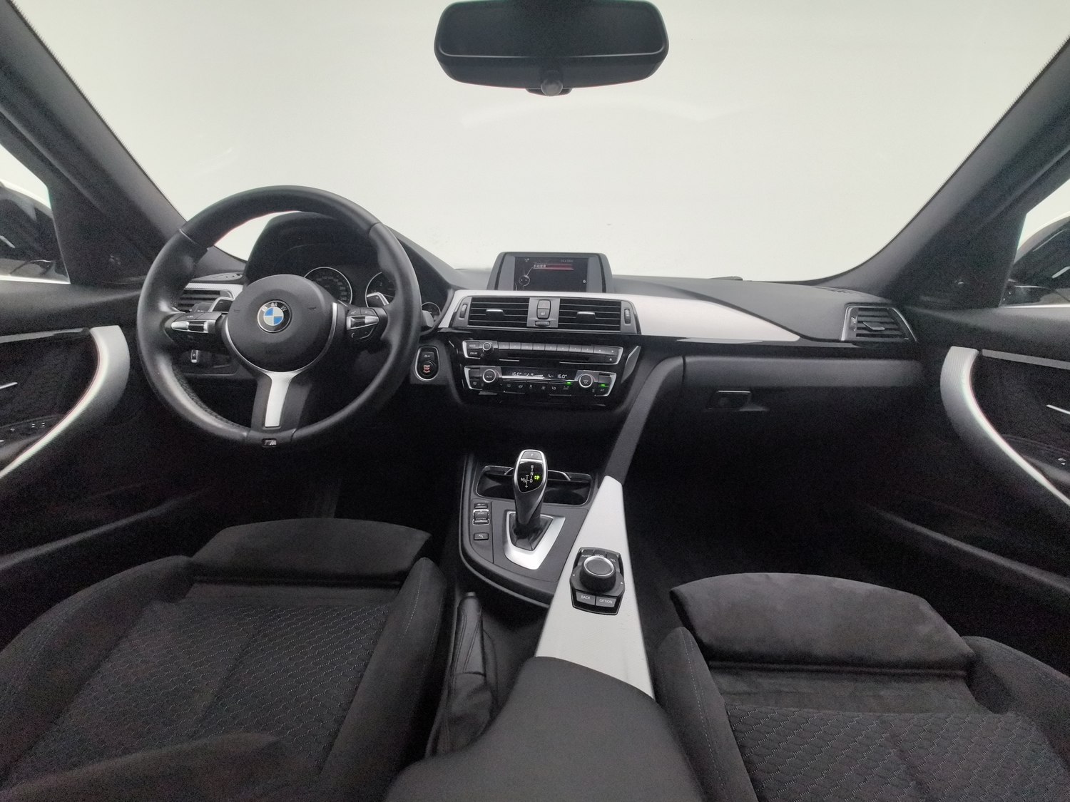 Used BMW THE3 2017 2.0 AT
