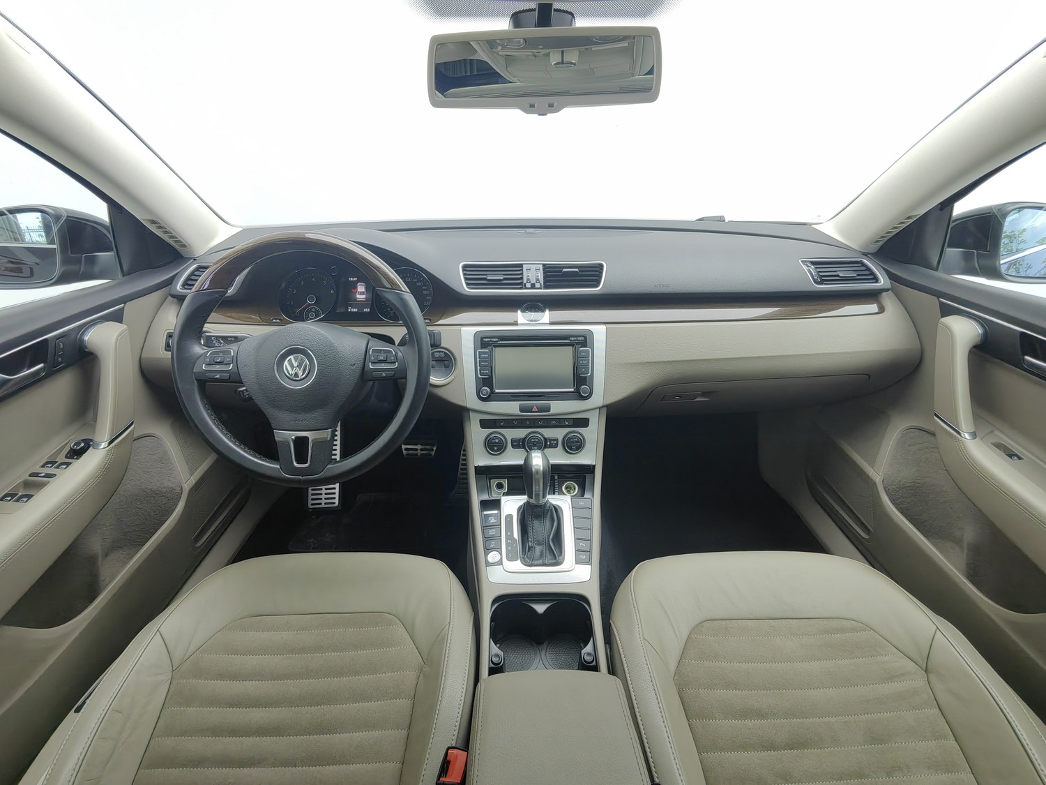 Used Volkswagen Magotan 2015 2.0 AT