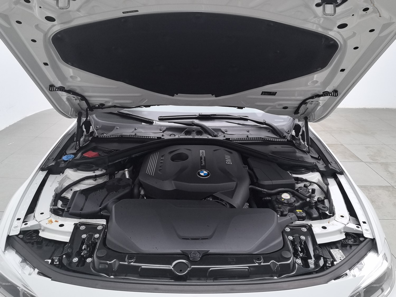 Used BMW THE3 2017 2.0 AT