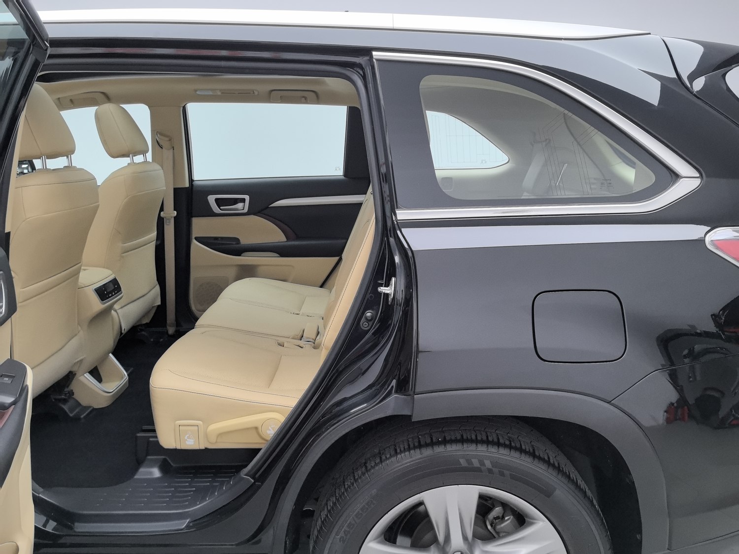 Used Toyota Highlander 2015 2.0 AT