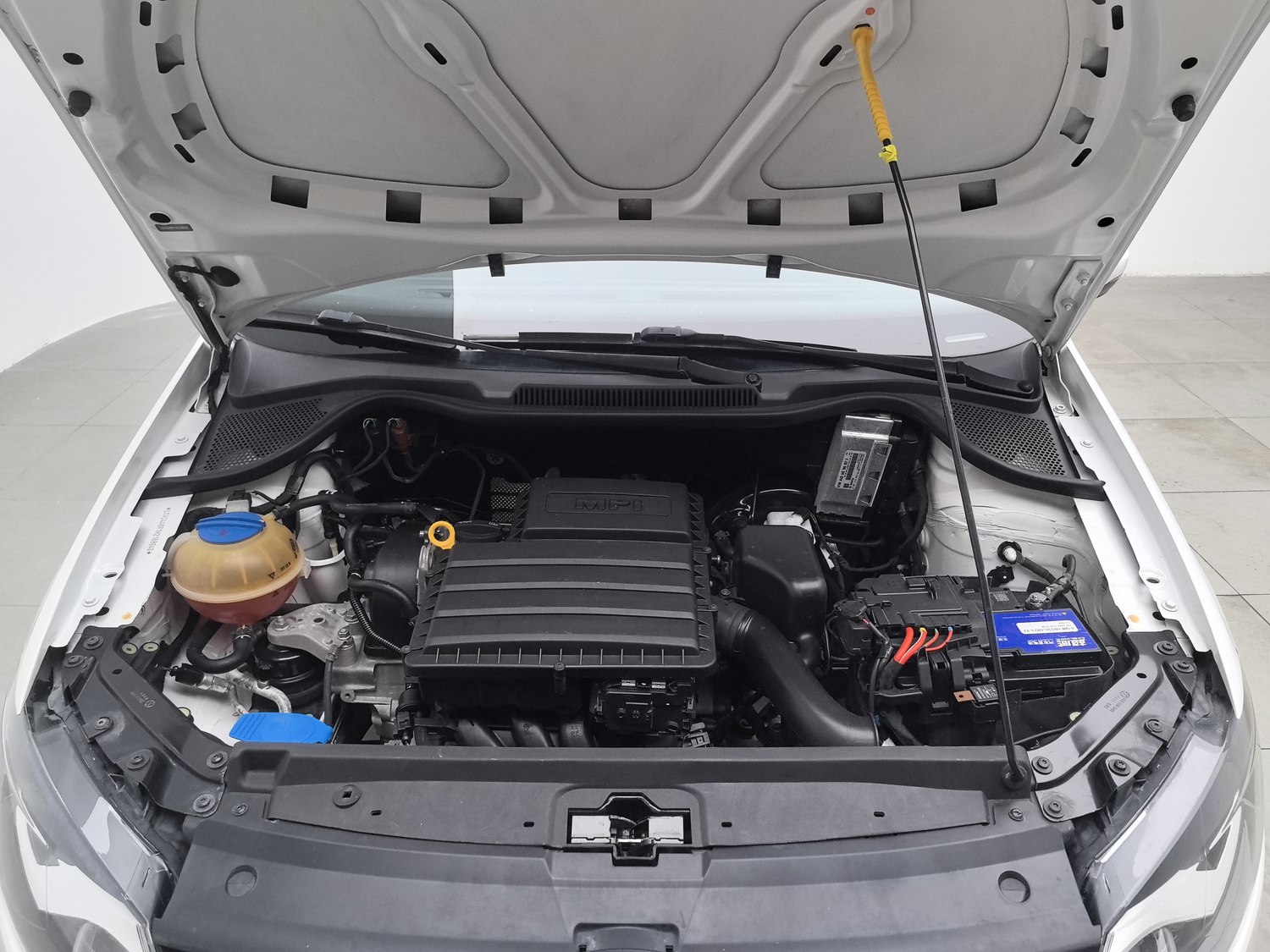 Used Volkswagen Polo 2016 1.4 MT