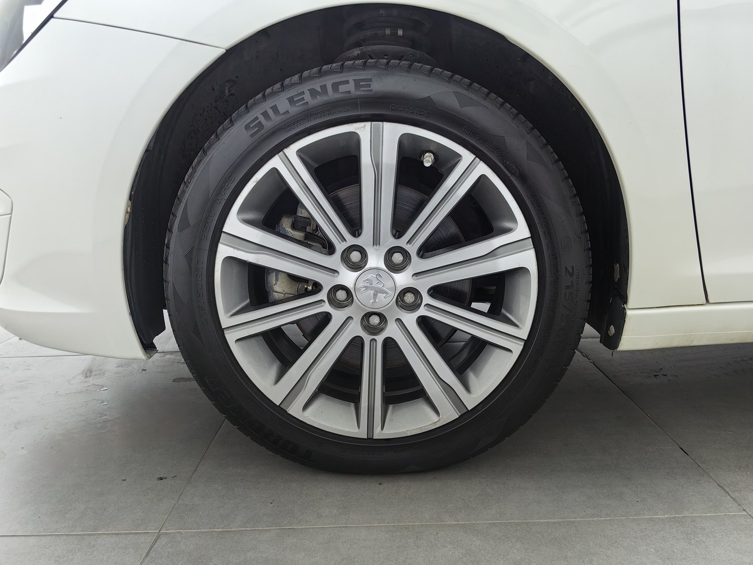 Used Peugeot 408 2018 1.6 AT