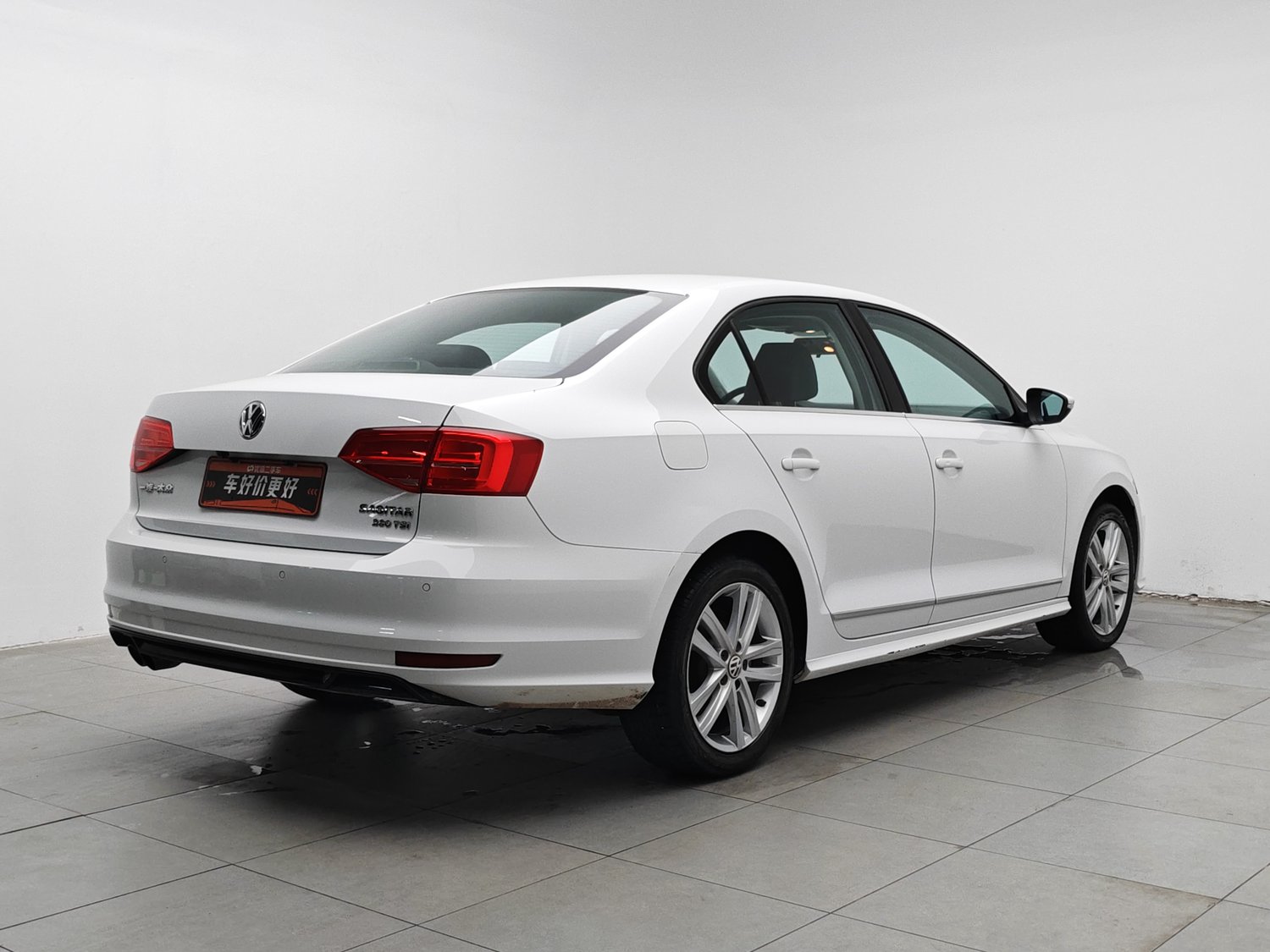 Used Volkswagen Sagitar 2018 1.4 AT