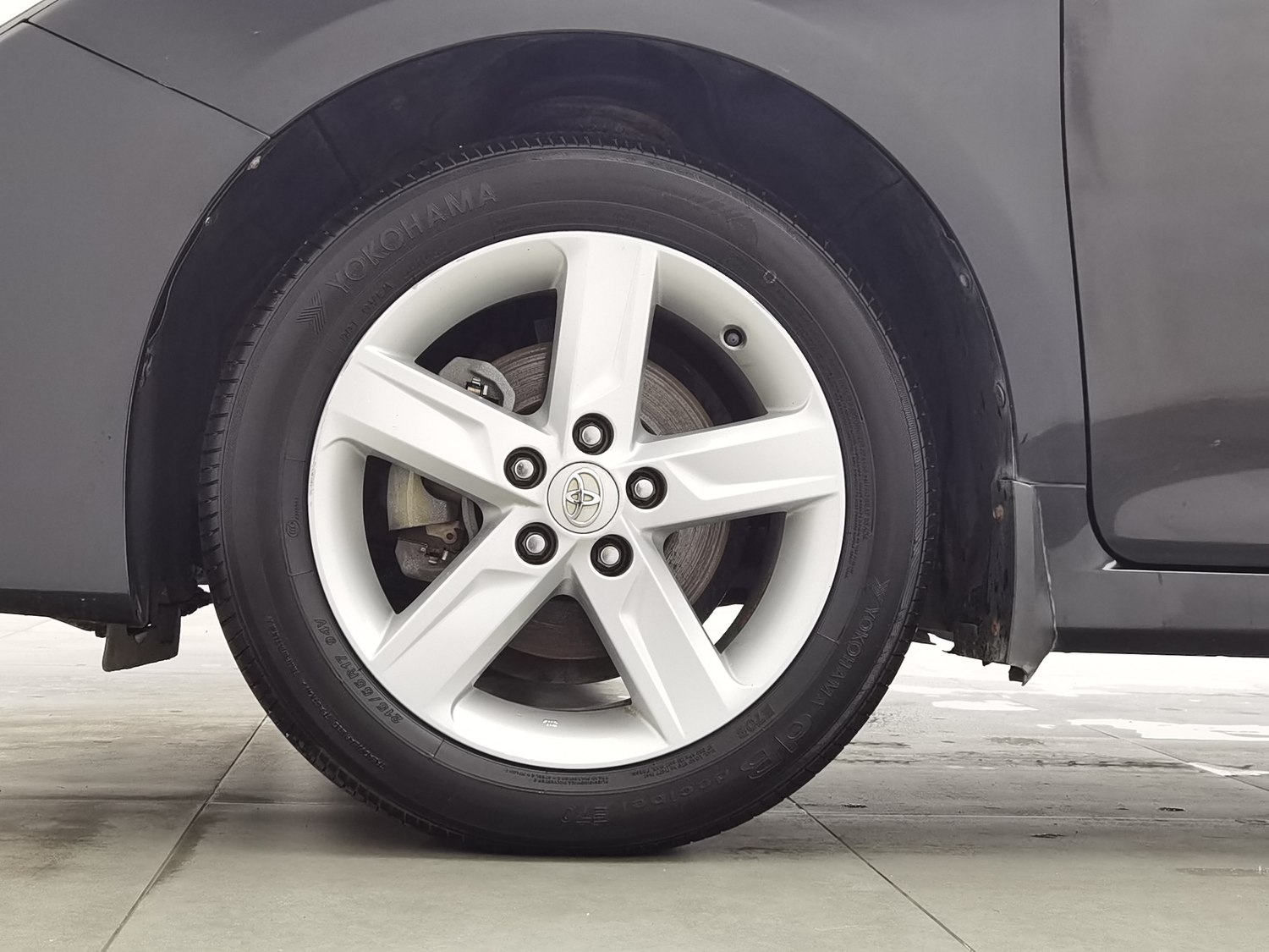 Used Toyota Camry 2012 2.0 AT