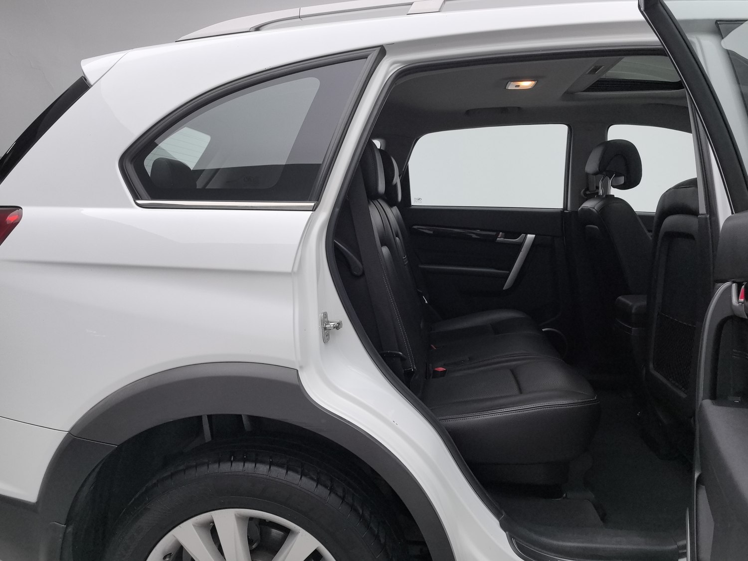 Used Chevrolet Captiva 2014 2.4 AT