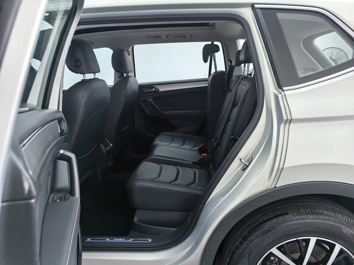 Used Volkswagen Tiguan L NEV 2019 1.4 AT