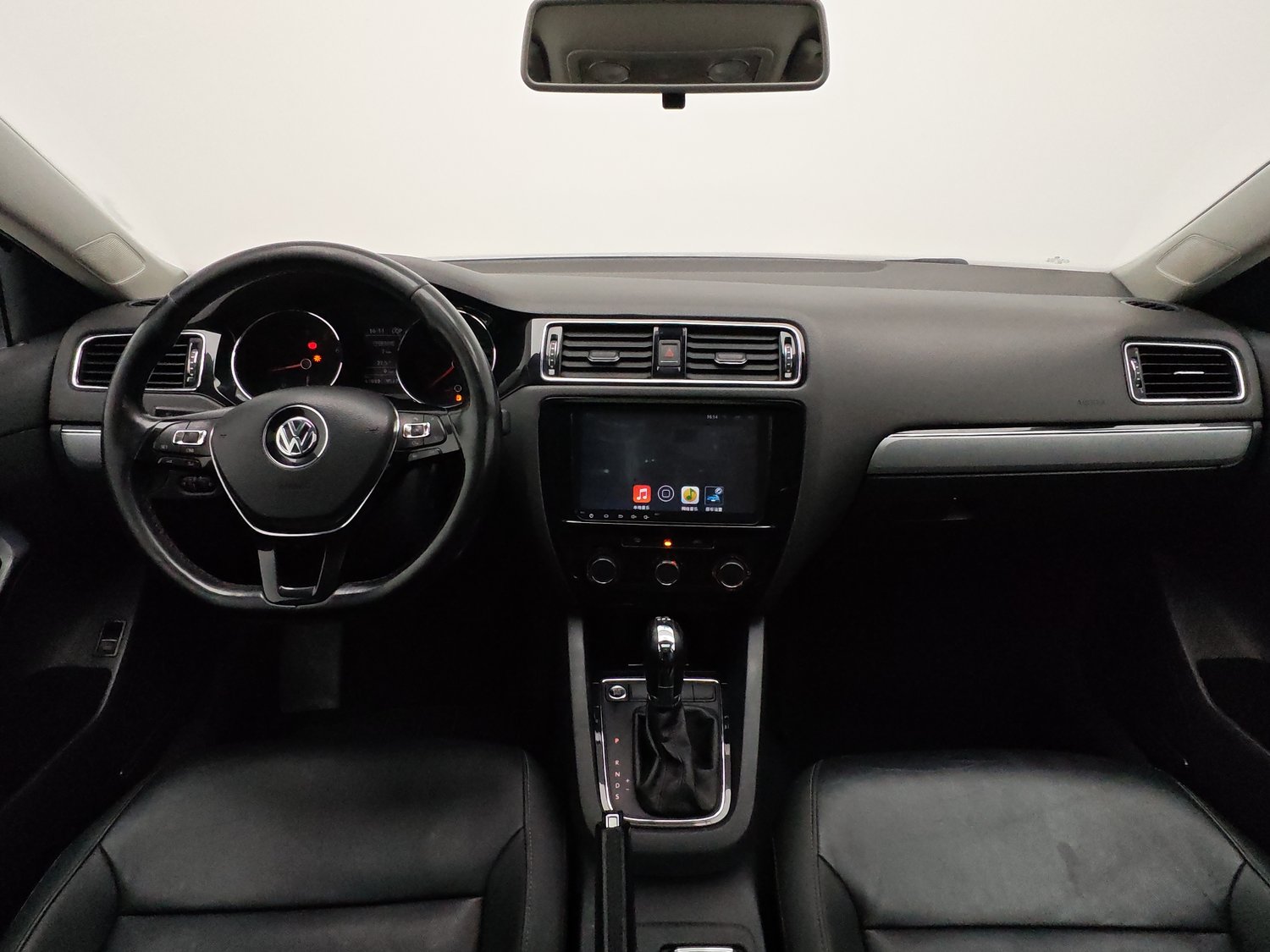 Used Volkswagen Sagitar 2018 1.4 AT