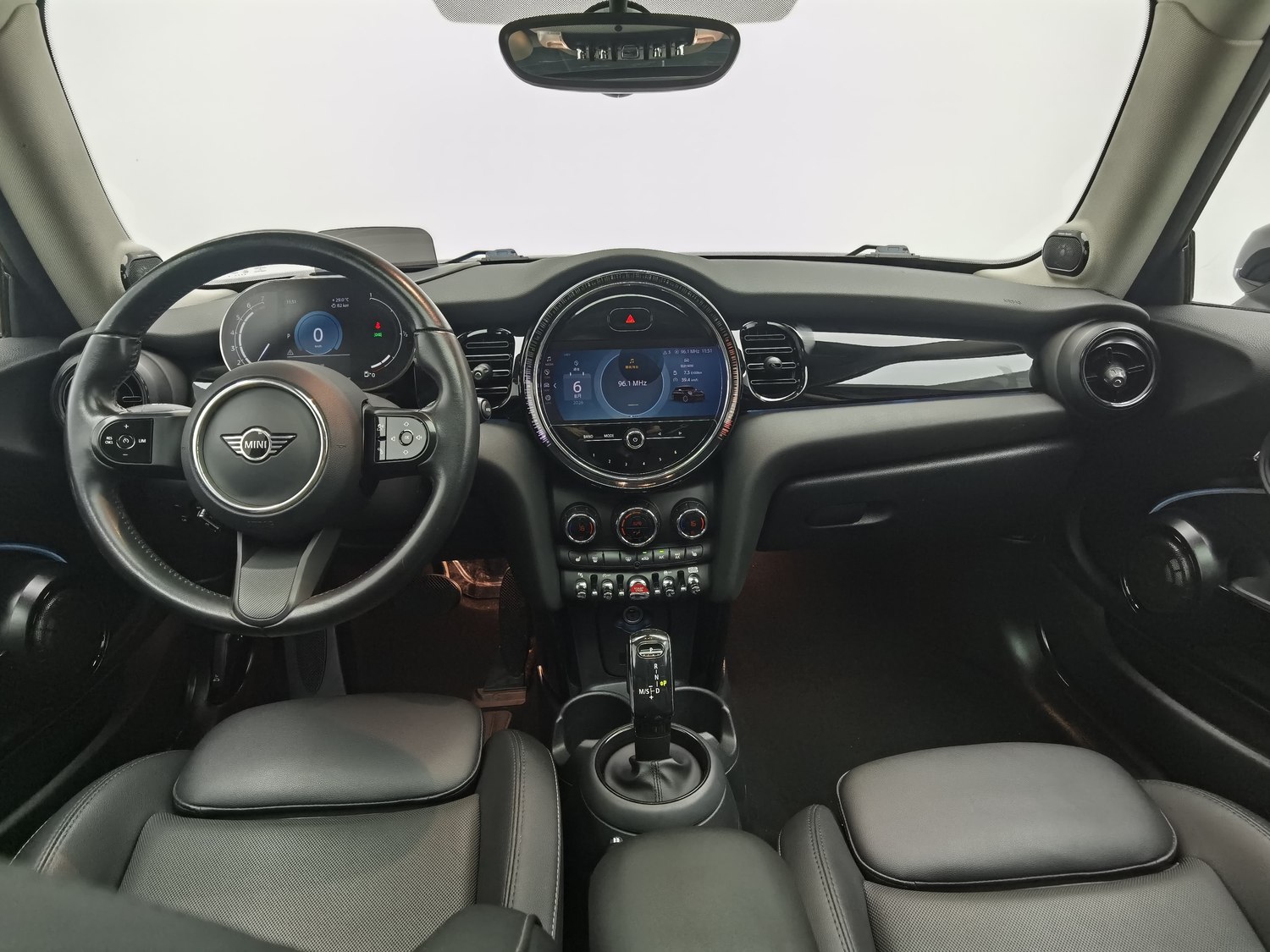 Used MINI MINI 2023 1.5 AT