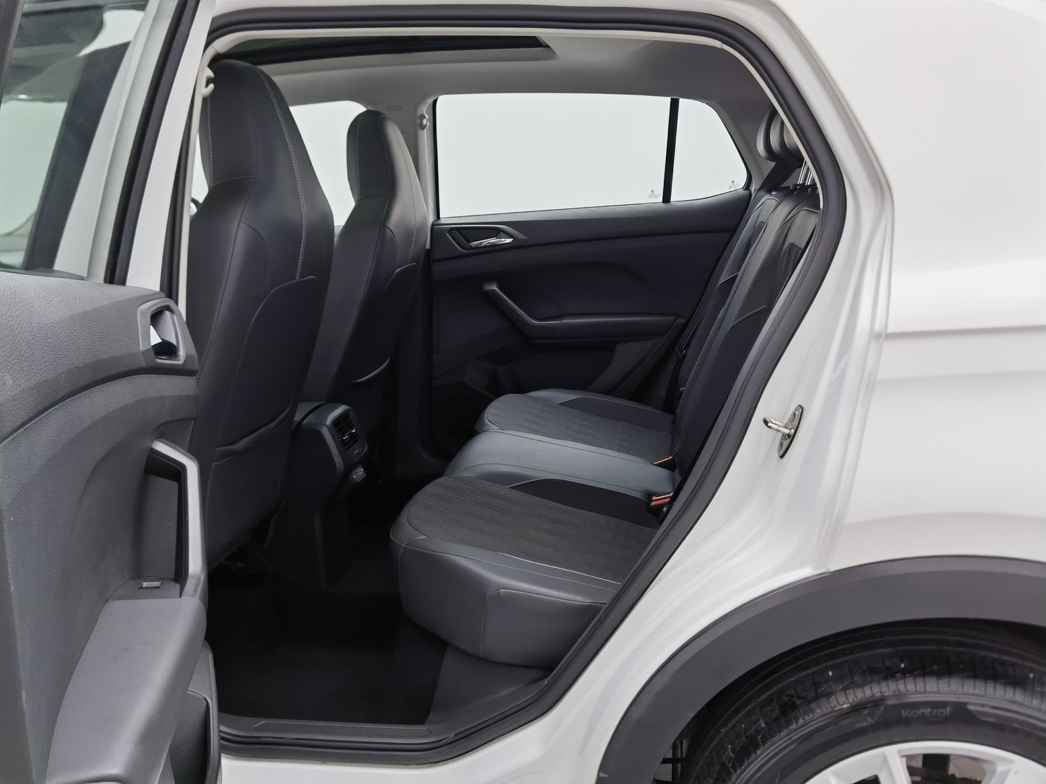 Used Volkswagen T-Cross 2021 1.4 AT