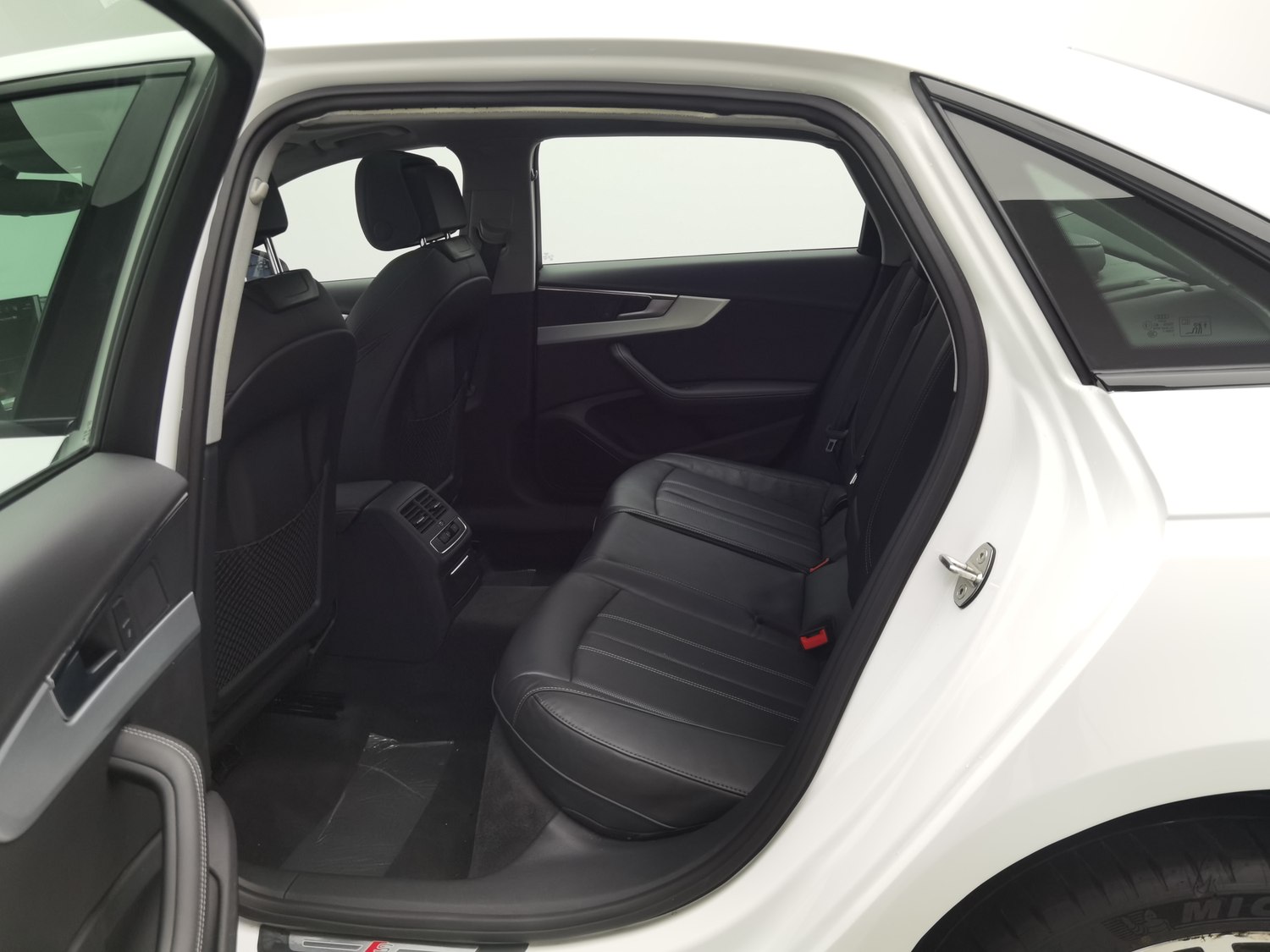 Used Audi A4L 2022 2.0 AT