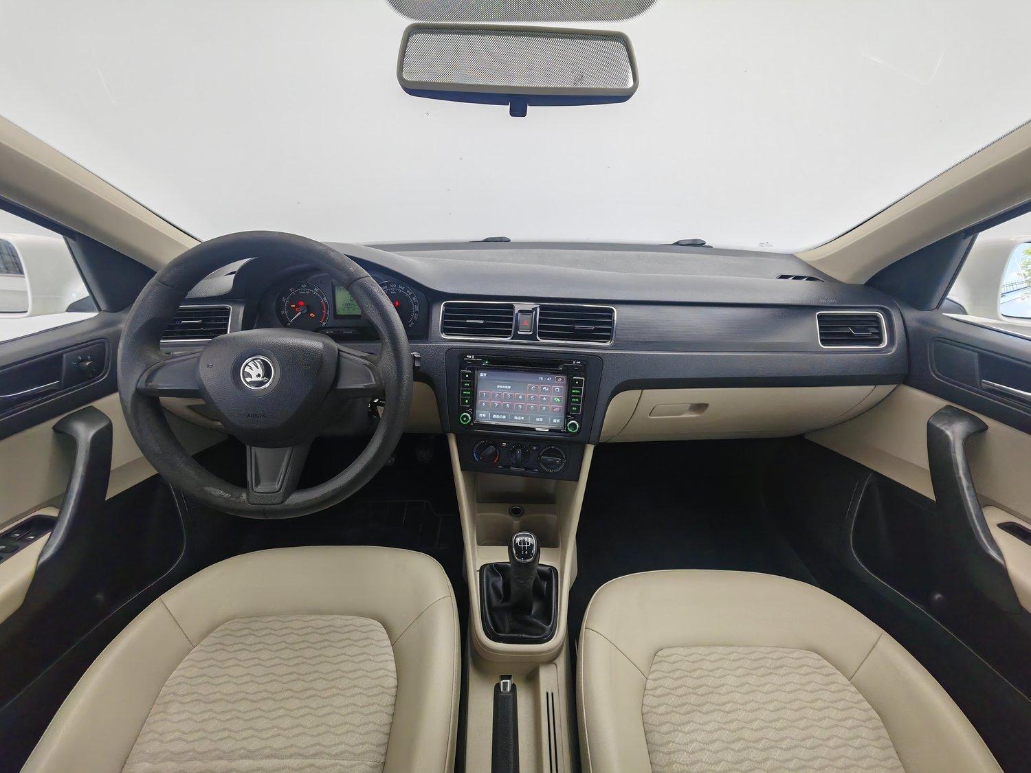 Used Skoda Rapid 2015 1.6 MT