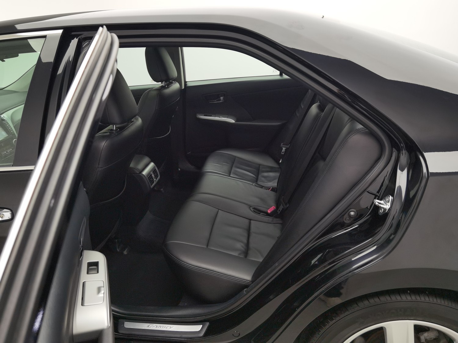 Used Toyota Camry 2012 2.0 AT