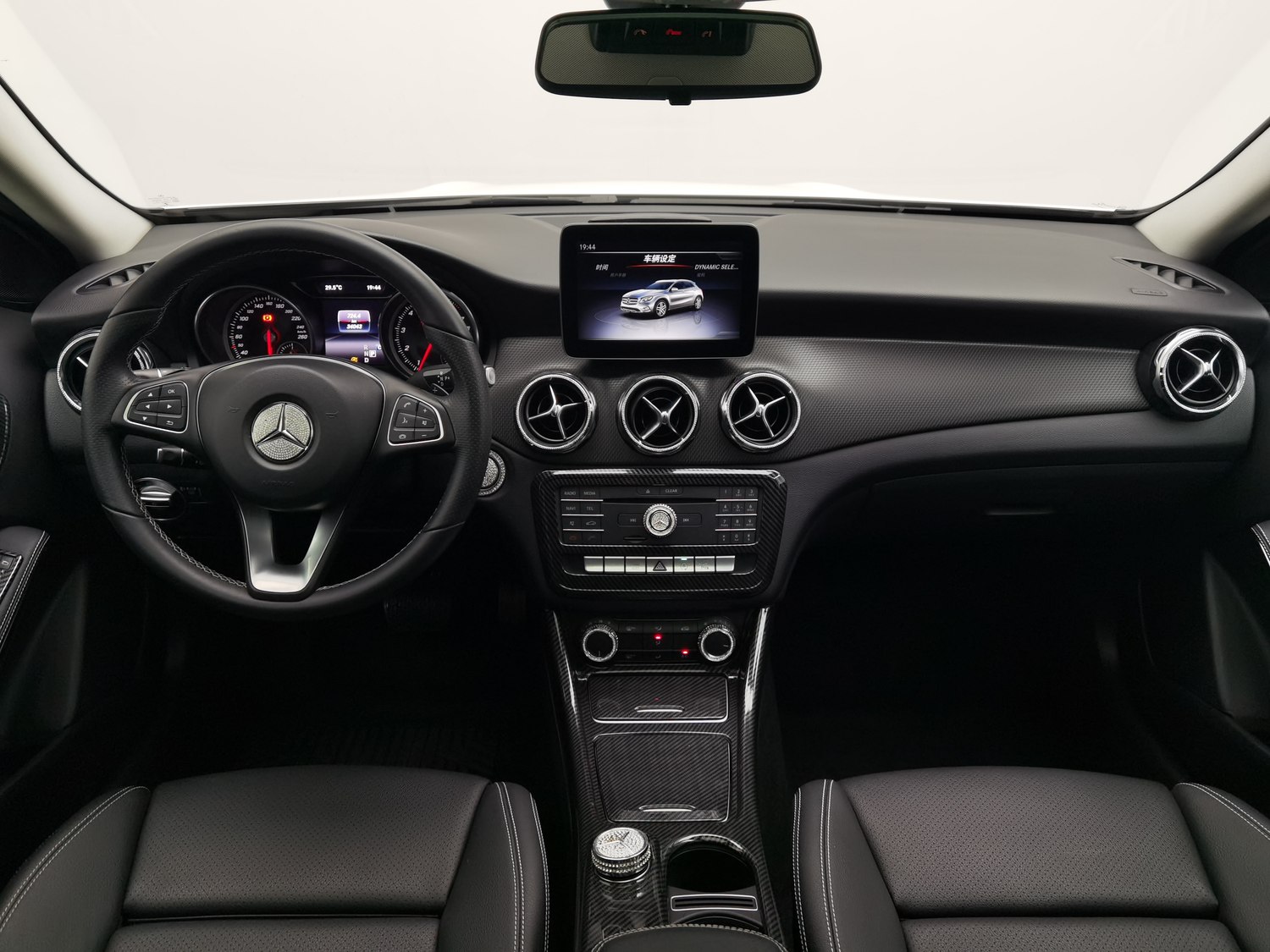 Used Mercedes-Benz GLA 2017 1.6 AT