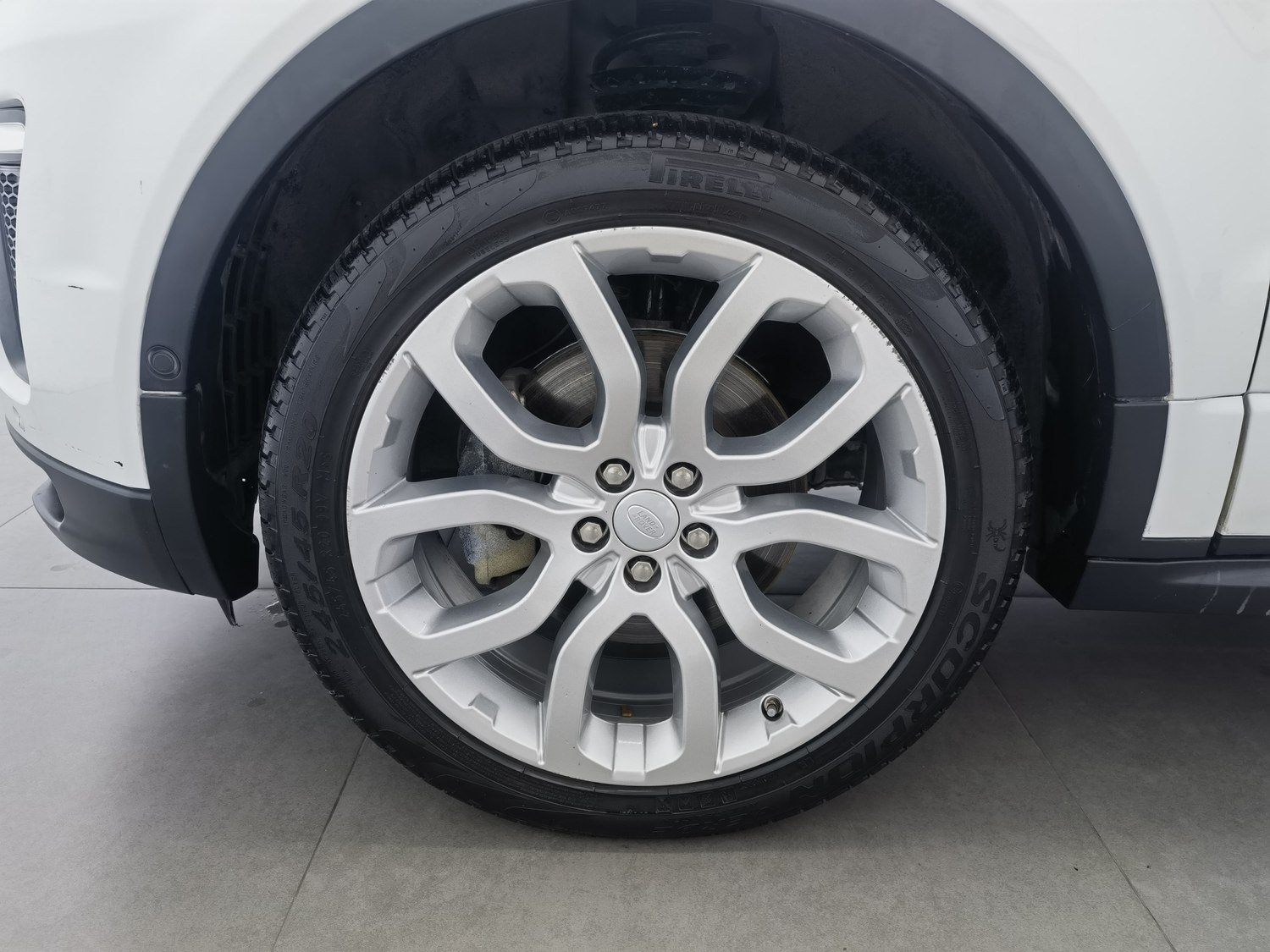 Used Land Rover Range Rover Evoque 2018 2.0 AT